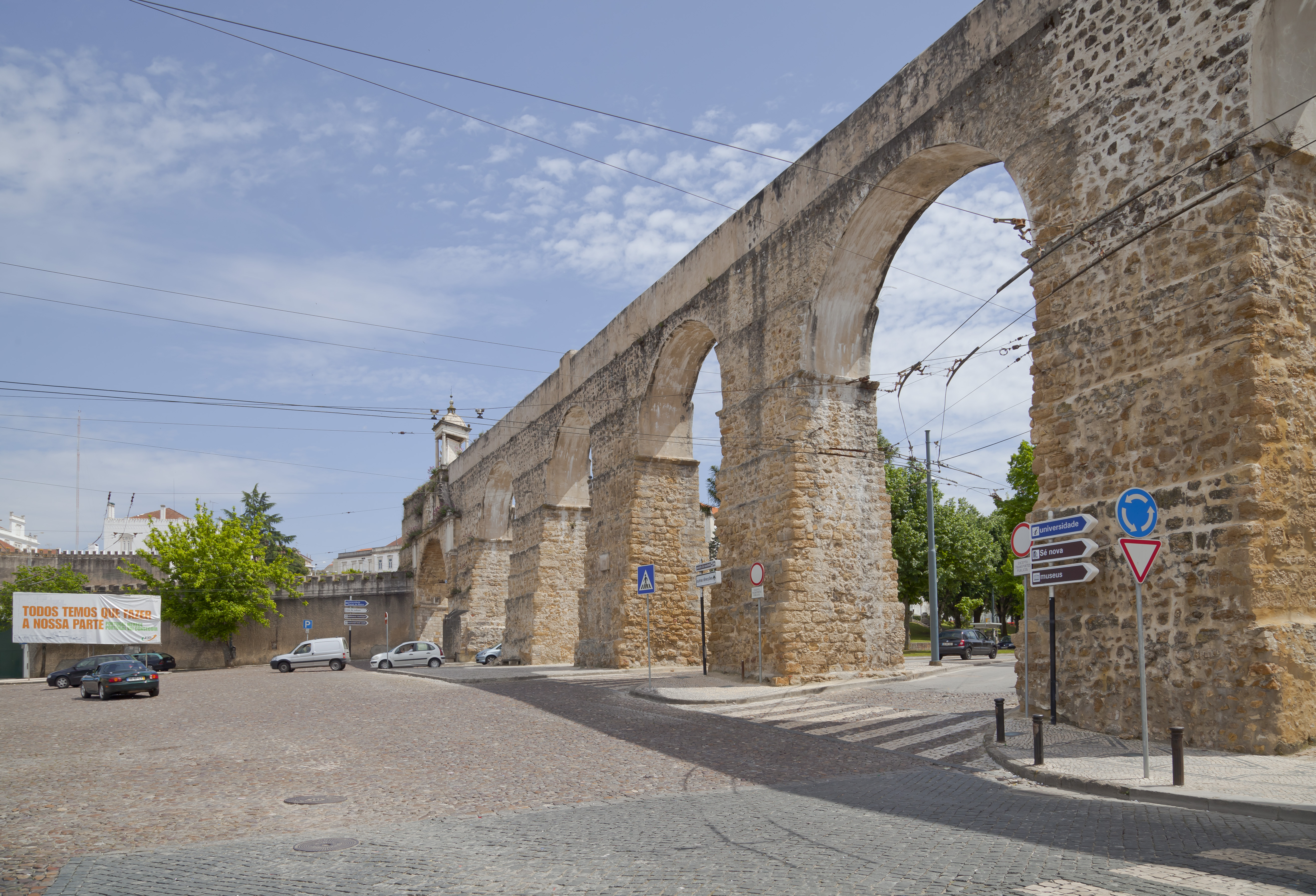Portugal: A Haven of Sunshine and Calm (image credits: wikimedia)