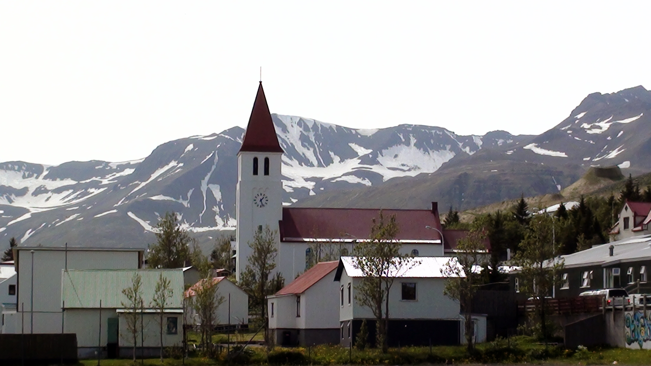 Iceland: A Community-Centric Nation (image credits: wikimedia)