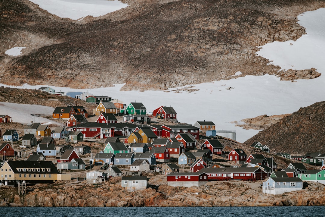 Greenland: The Frozen, Unshaken Land (image credits: unsplash)