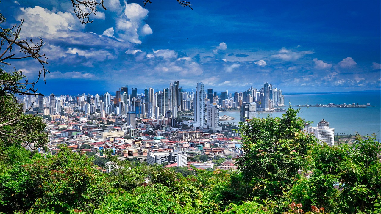 Panama: A Peaceful Transition (image credits: pixabay)