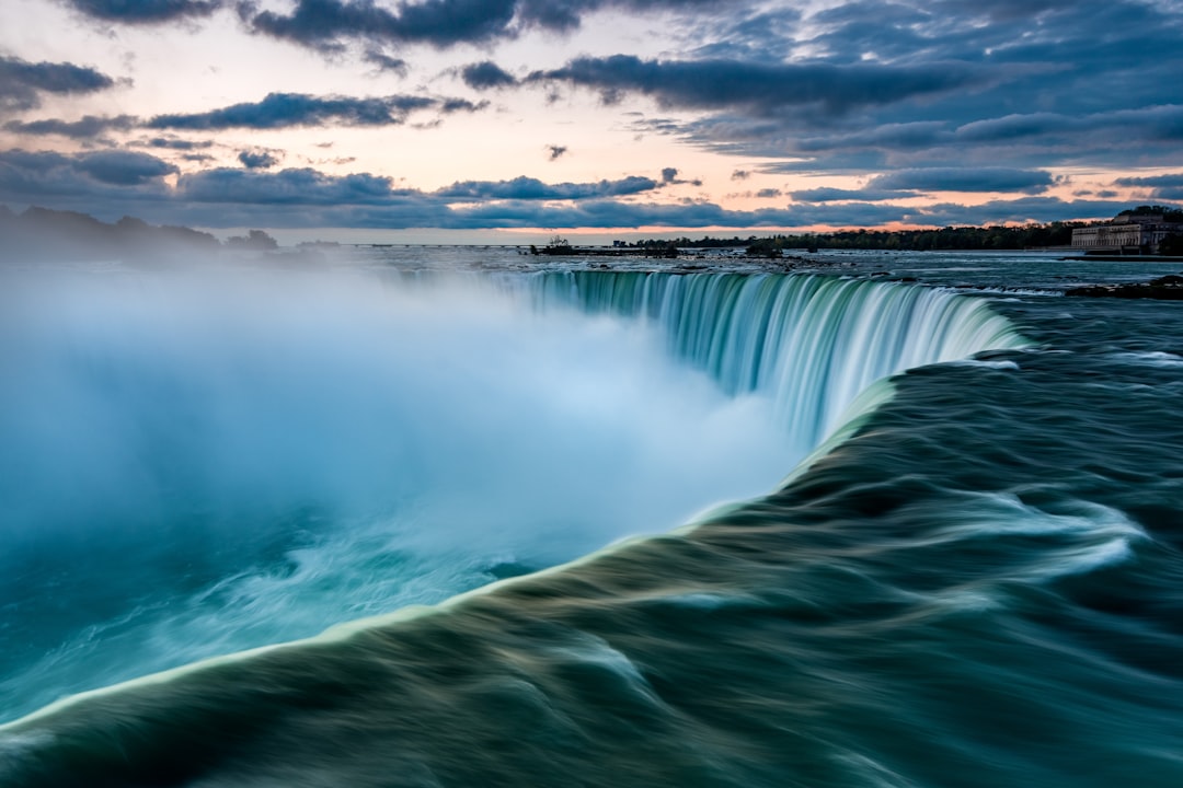 2. Niagara Falls, Ontario (image credits: unsplash)