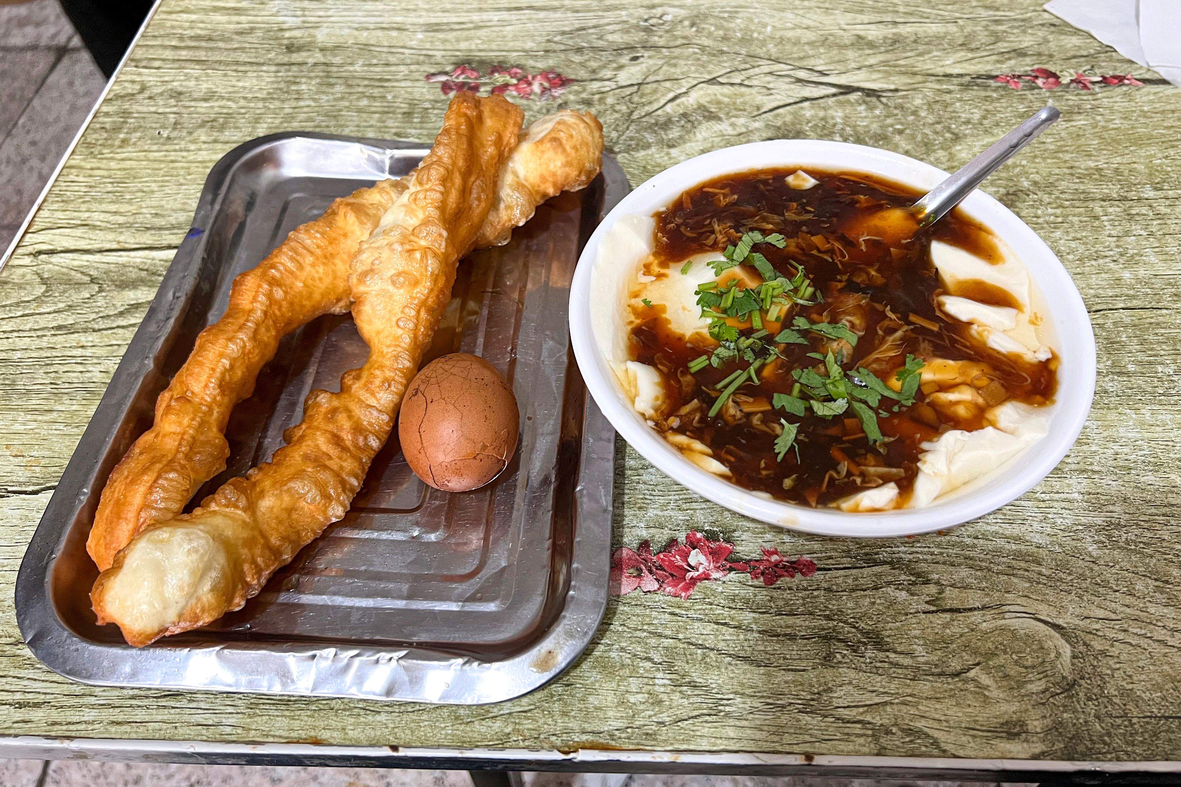 Fried Breadsticks with Soy Milk (image credits: wikimedia)