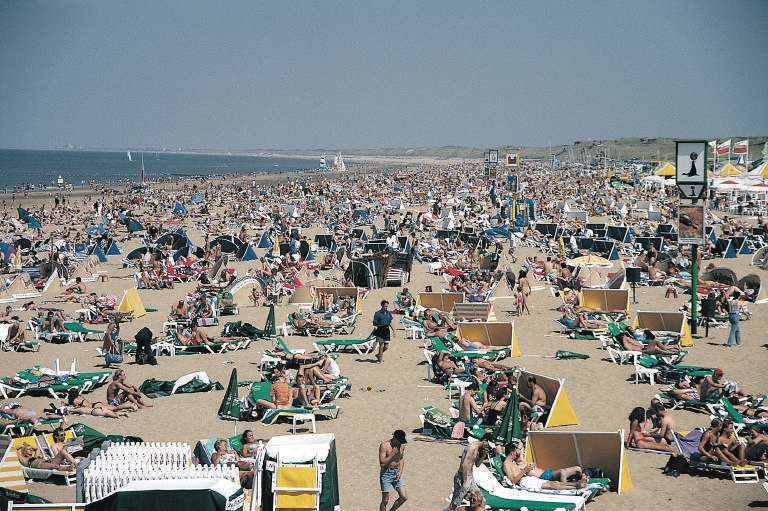 Authenticity vs. Aesthetic: The Reality of TikTok Travel (image credits: wikimedia)