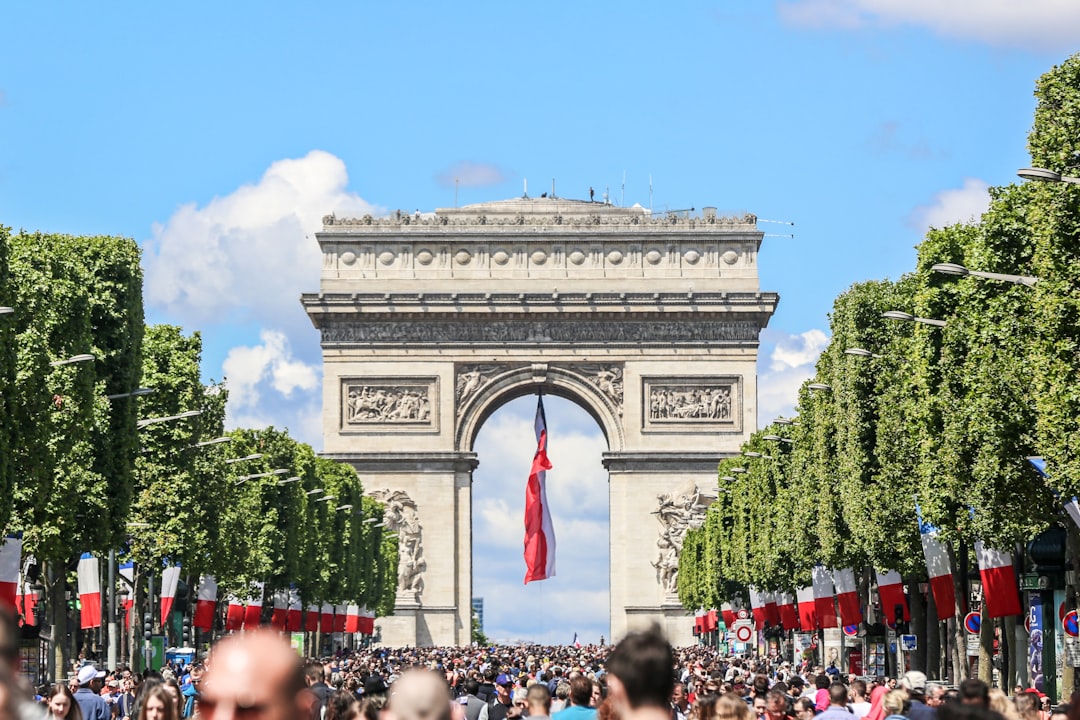 France: Capping Tourist Numbers in Major Cities (image credits: unsplash)