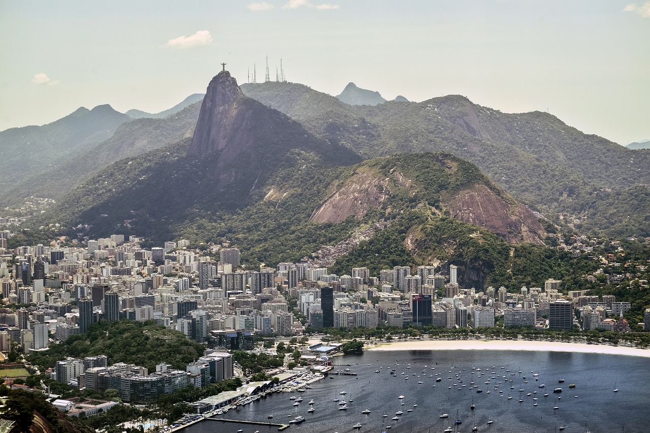Brazil: A Diverse Experience (image credits: pixabay)