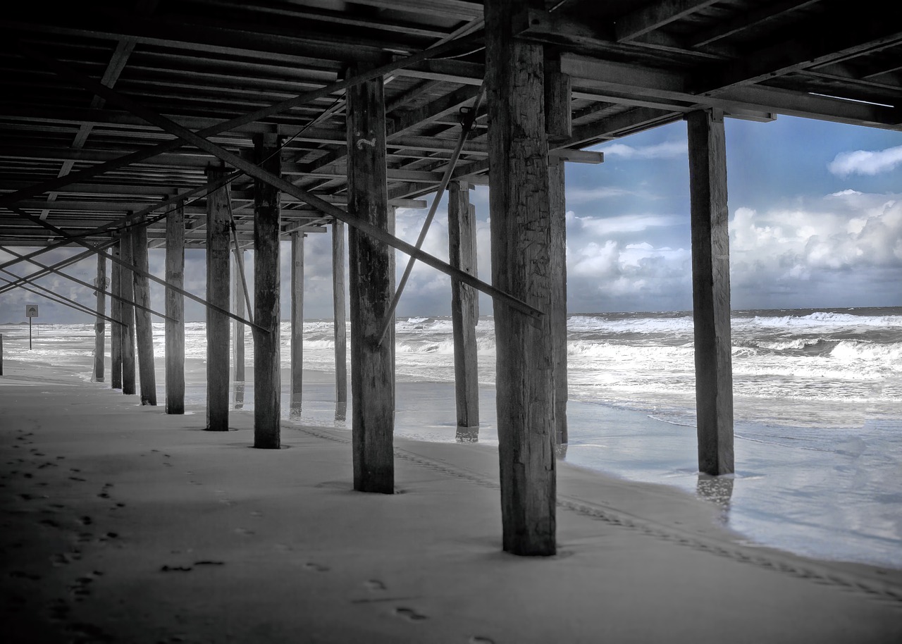 Naples Pier and Beaches (image credits: pixabay)