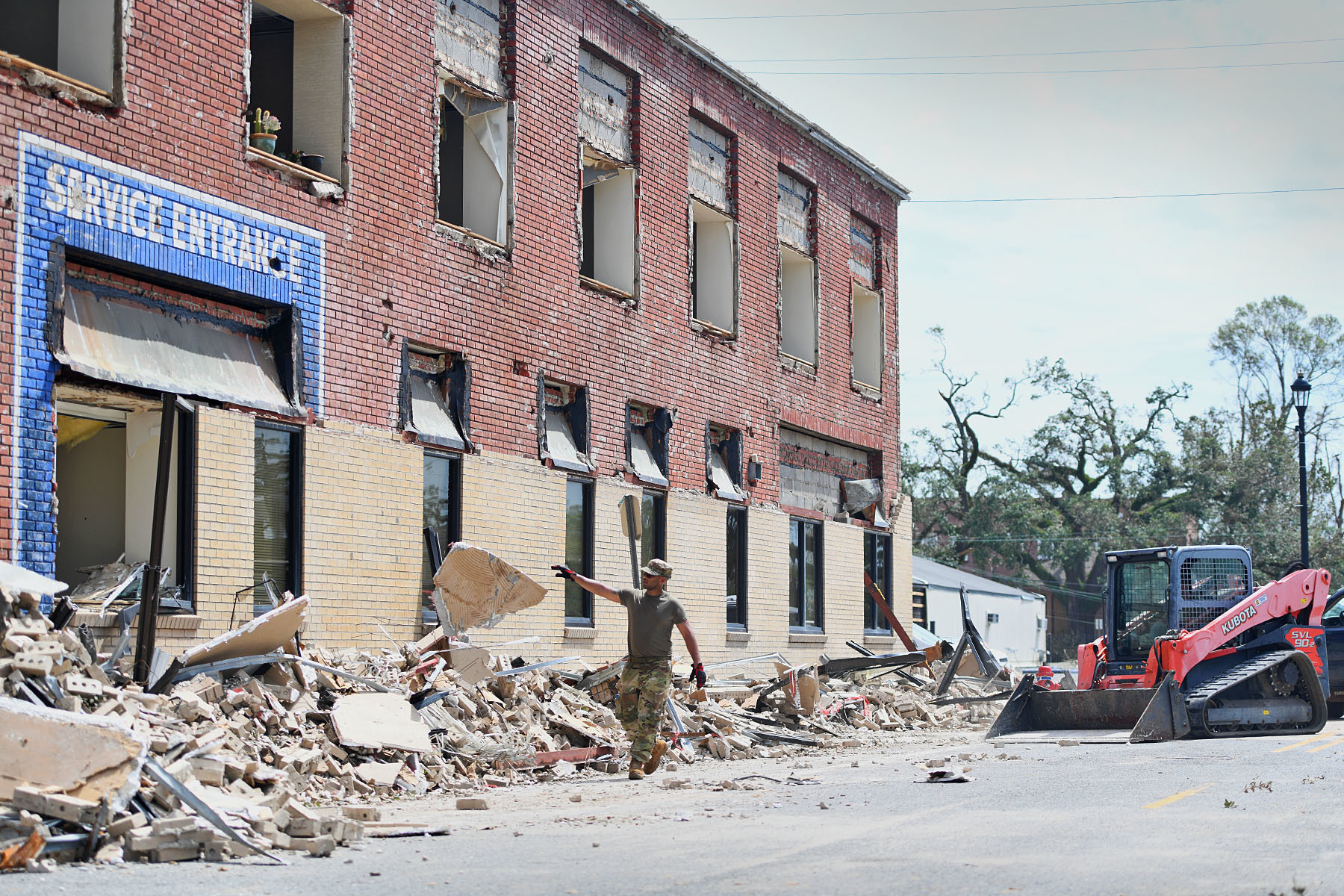 United States: Land of Relentless Storms (image credits: wikimedia)