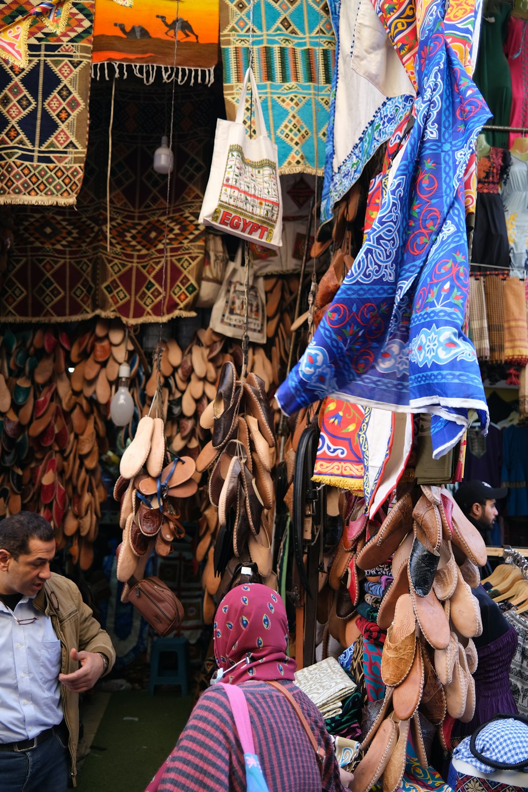 Cairo’s Vibrant Street Life: A Living History (image credits: unsplash)