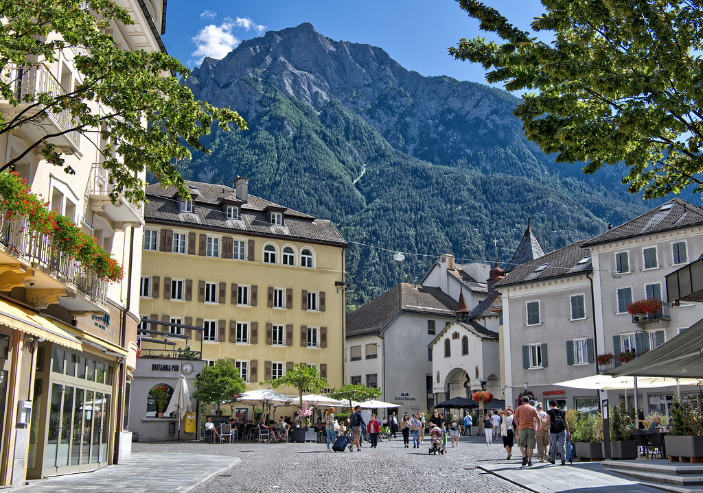 Switzerland: Where Affluence Meets High Expenses (image credits: flickr)