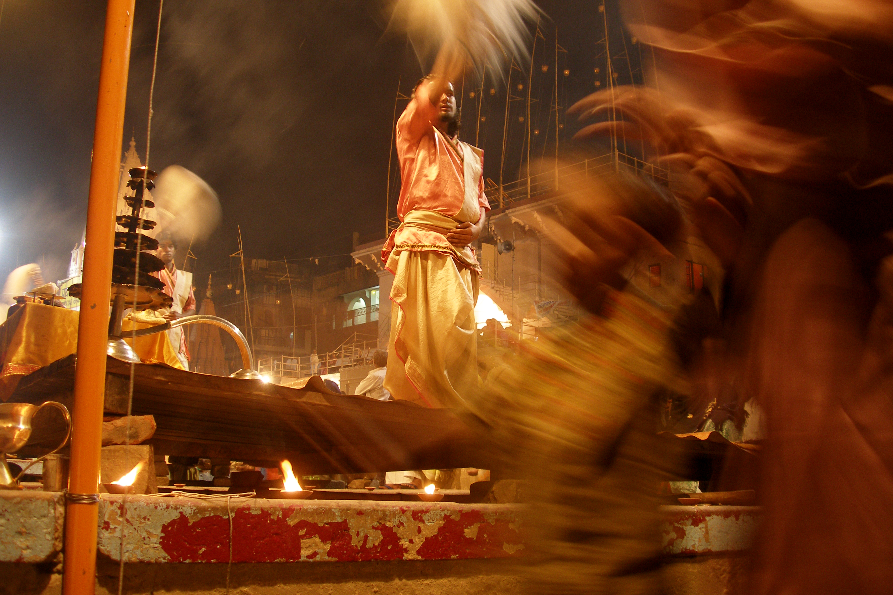 Festivals and Celebrations: Varanasi’s Living Culture (image credits: wikimedia)