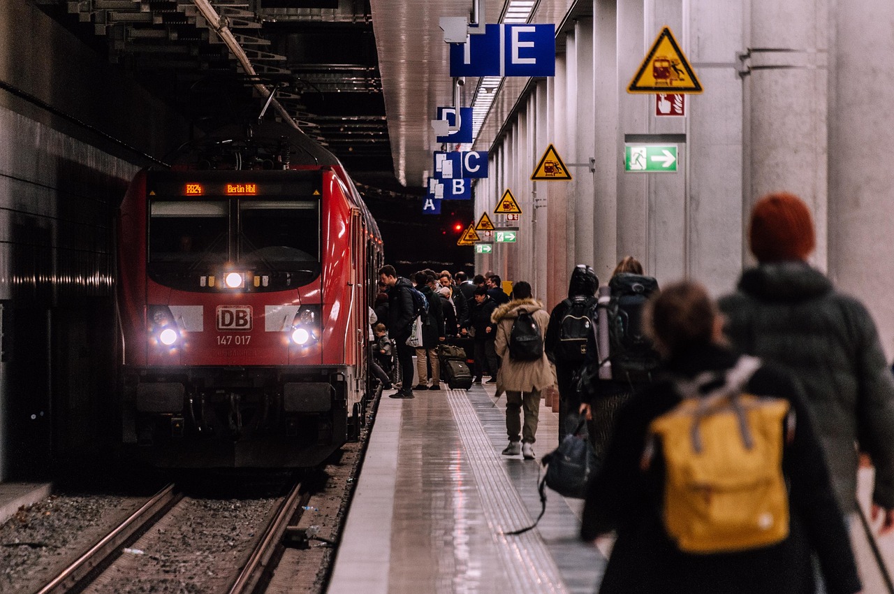 Regional Travel Trends Show No Signs of Slowing (image credits: pixabay)