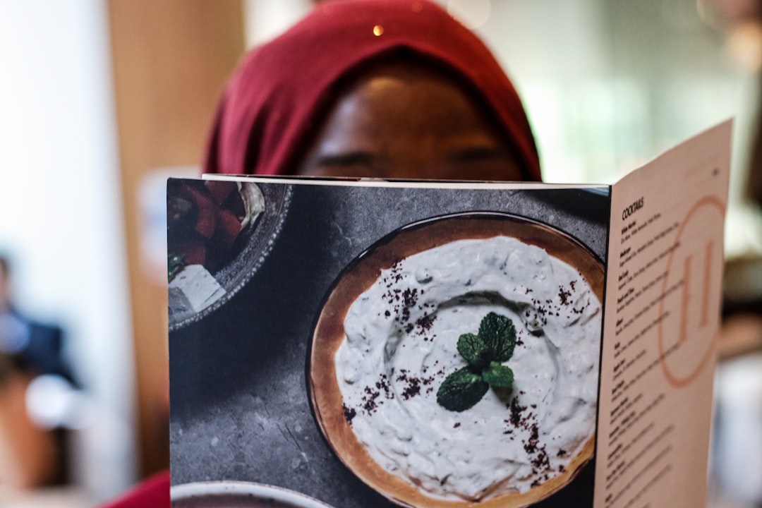 Language Barriers Leading to Misordered Dishes (image credits: unsplash)