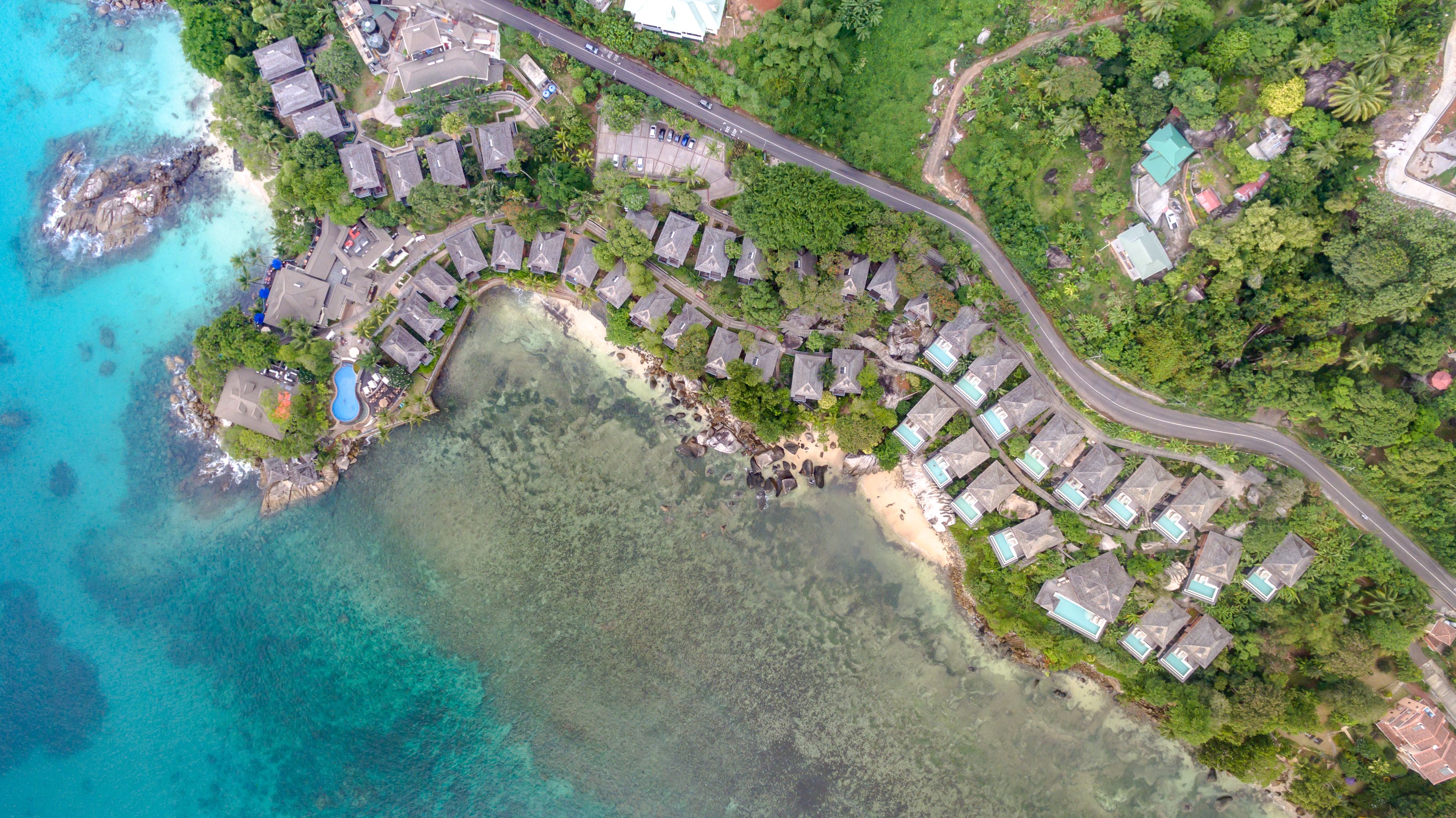 Banyan Tree Seychelles (image credits: wikimedia)