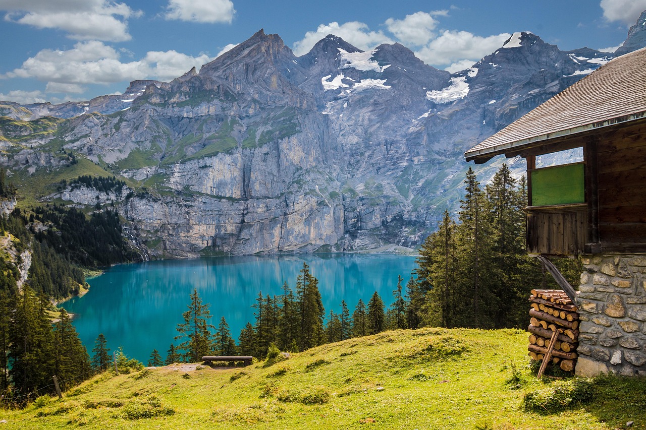 Switzerland: The Pricey Alpine Retreat (image credits: pixabay)