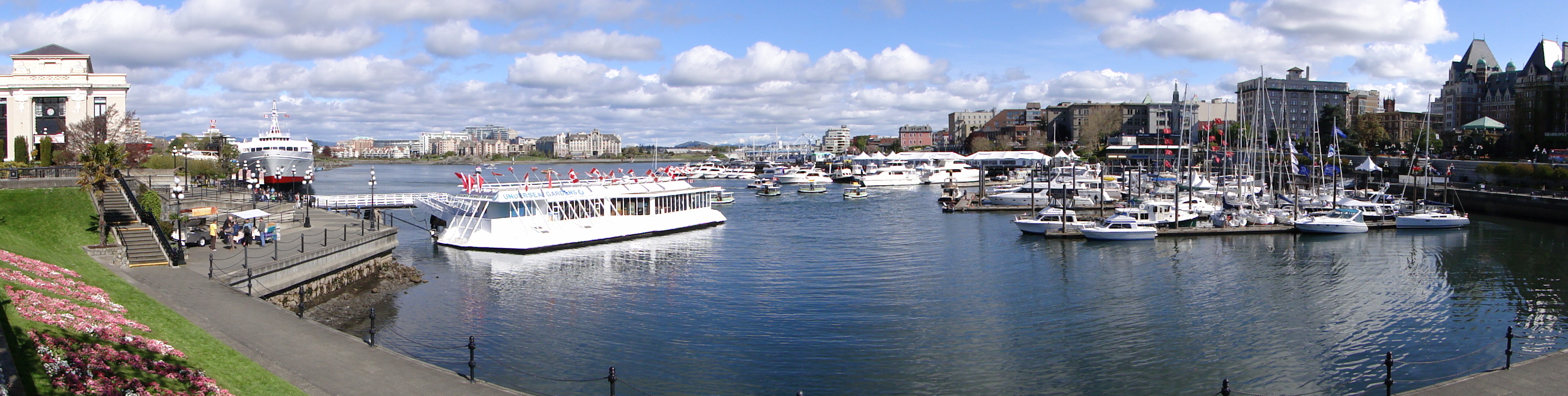 9. Victoria, British Columbia (image credits: wikimedia)