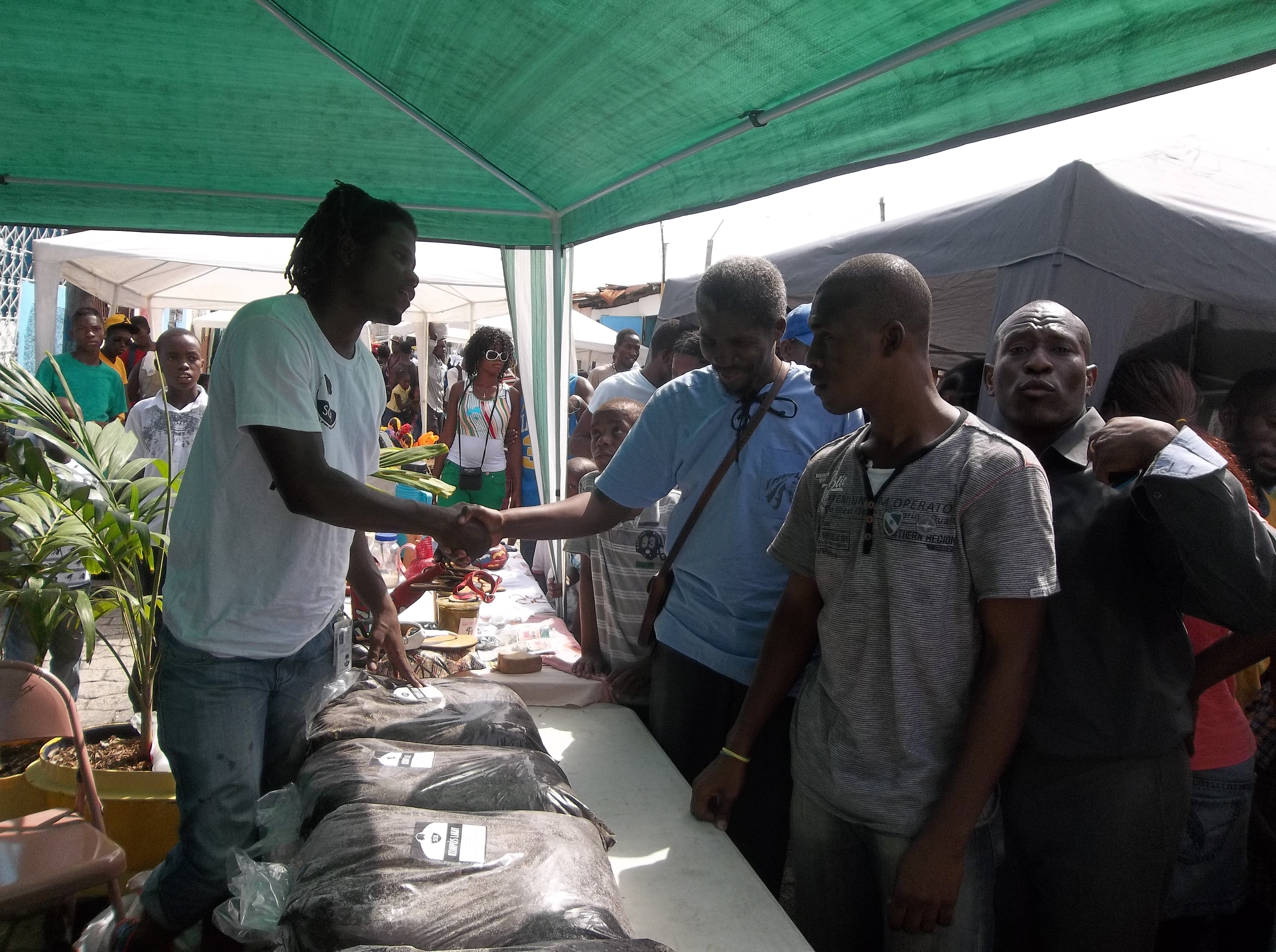 10. Haiti: The Struggle for Cleanliness (image credits: wikimedia)