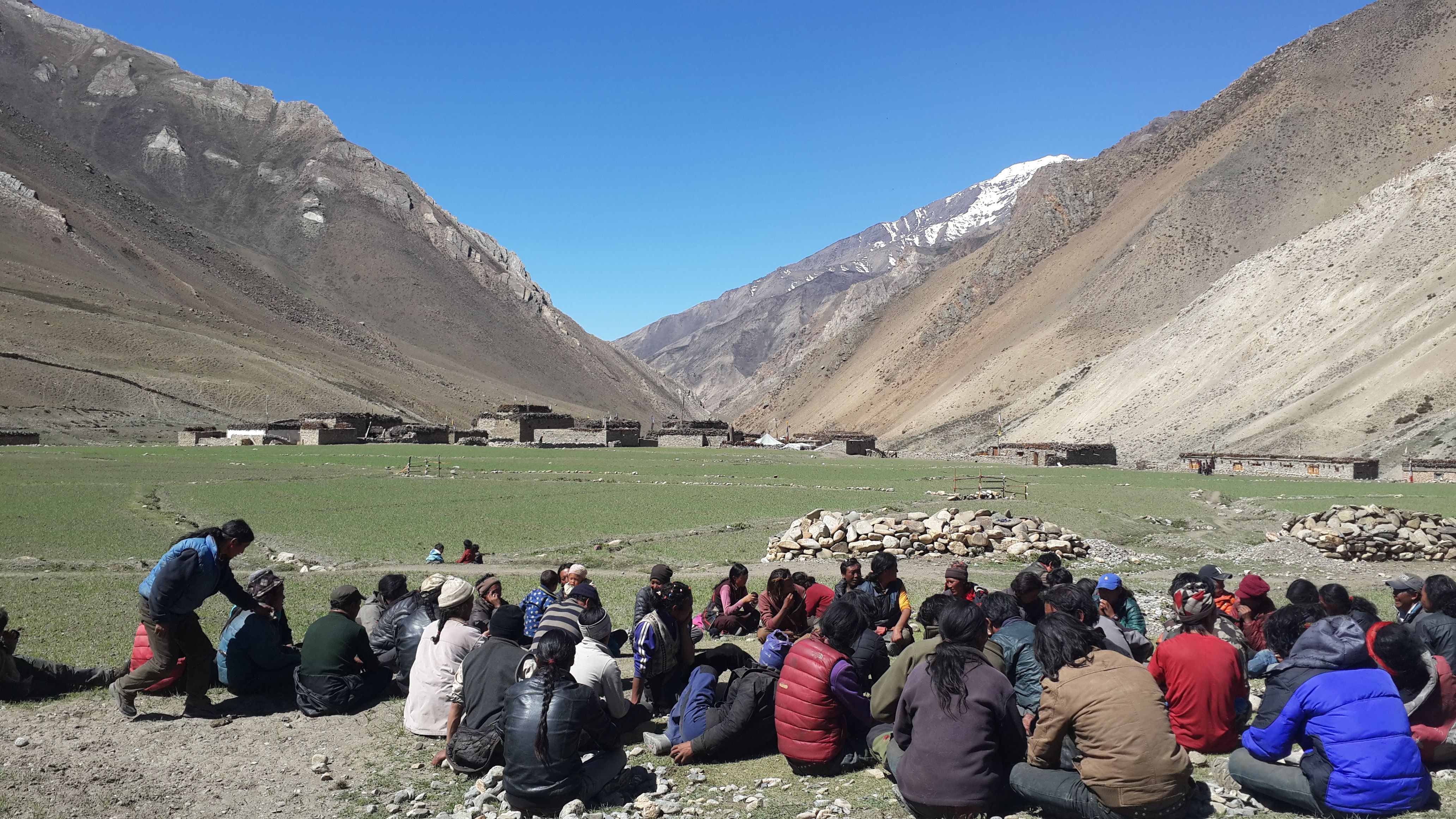 Networking with Locals: Finding Hidden Gems (image credits: wikimedia)