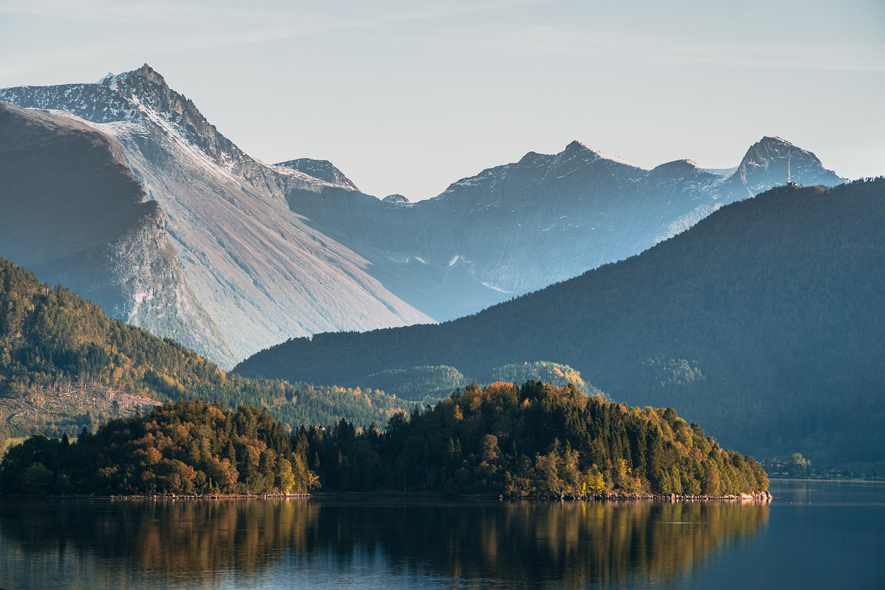 Norway: Nature and Community (image credits: pixabay)