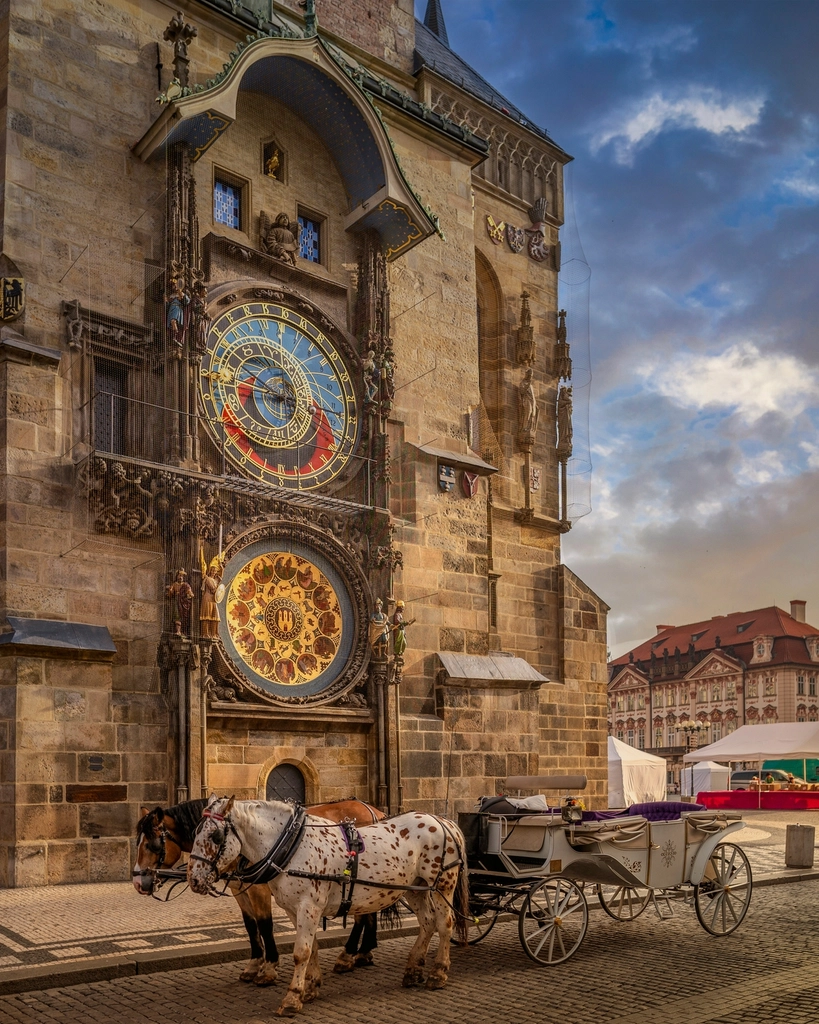 The Colorful Old Town Square (image credits: rawpixel)