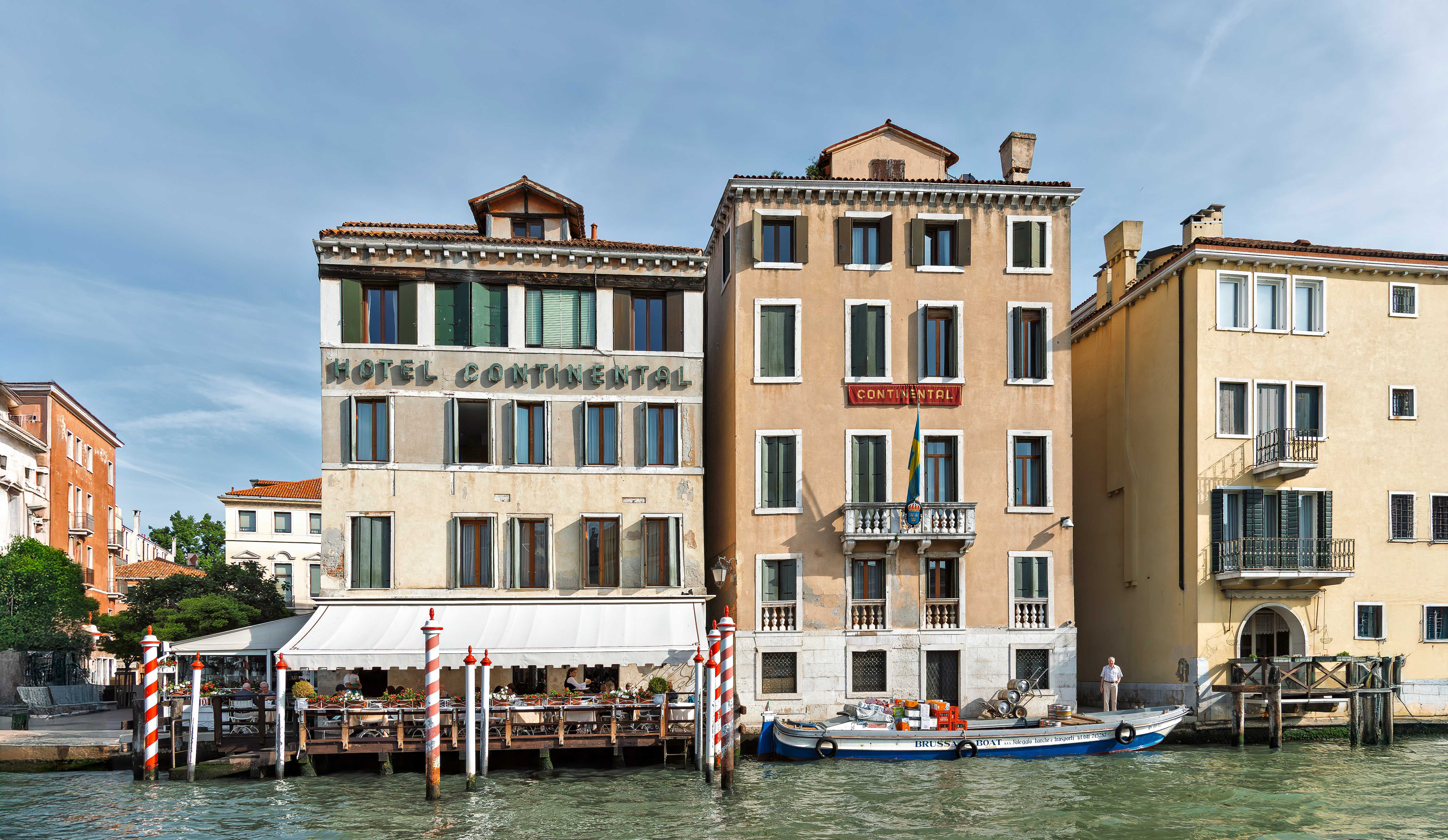 Wallet-Busting Hotel Prices (image credits: wikimedia)