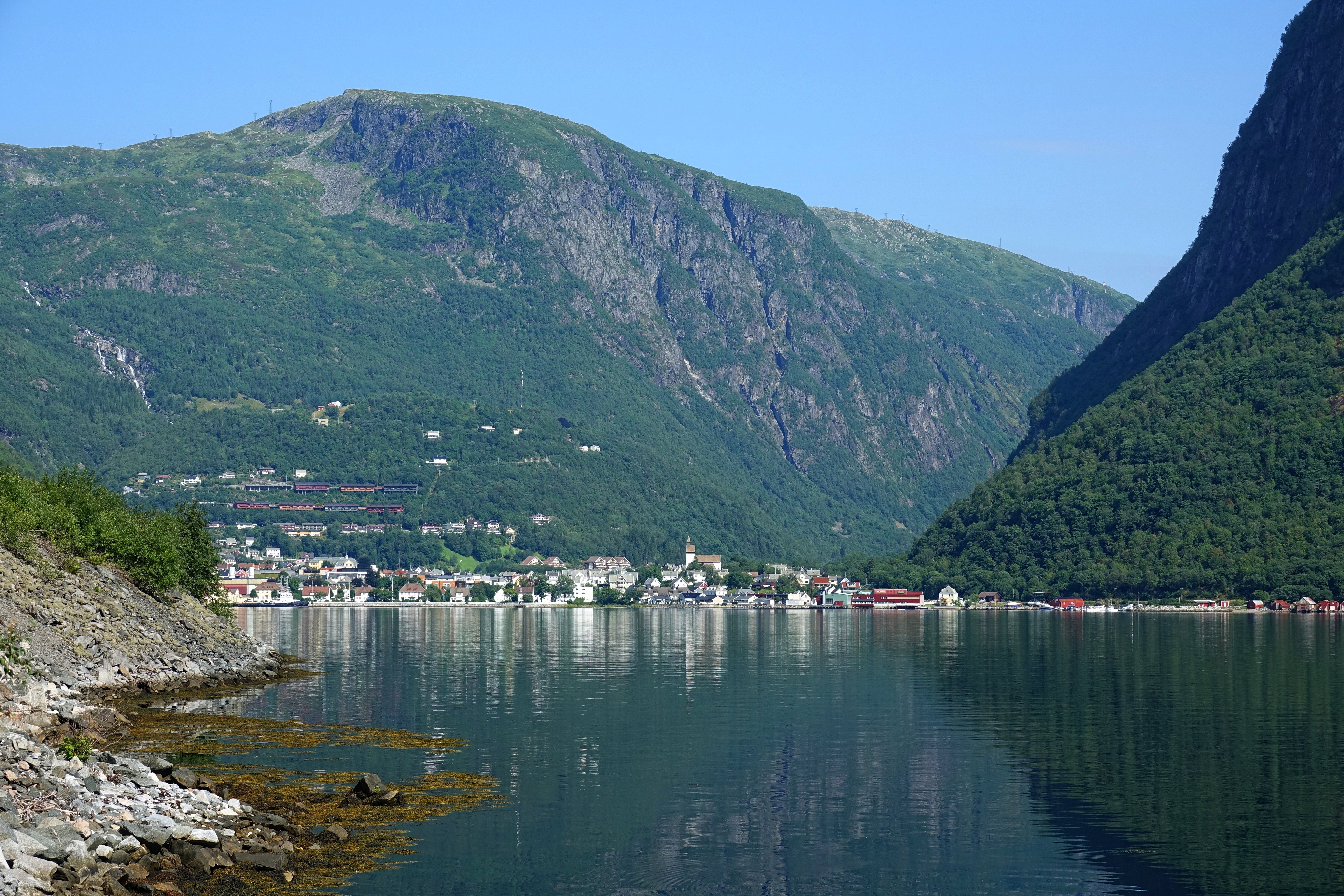 Norway: Electric Dreams and Hydropower Reality (image credits: wikimedia)