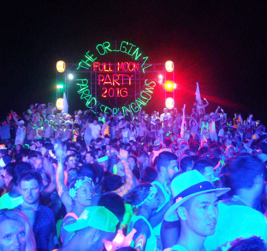 Thailand: Cracking Down on Party Tourism (image credits: wikimedia)
