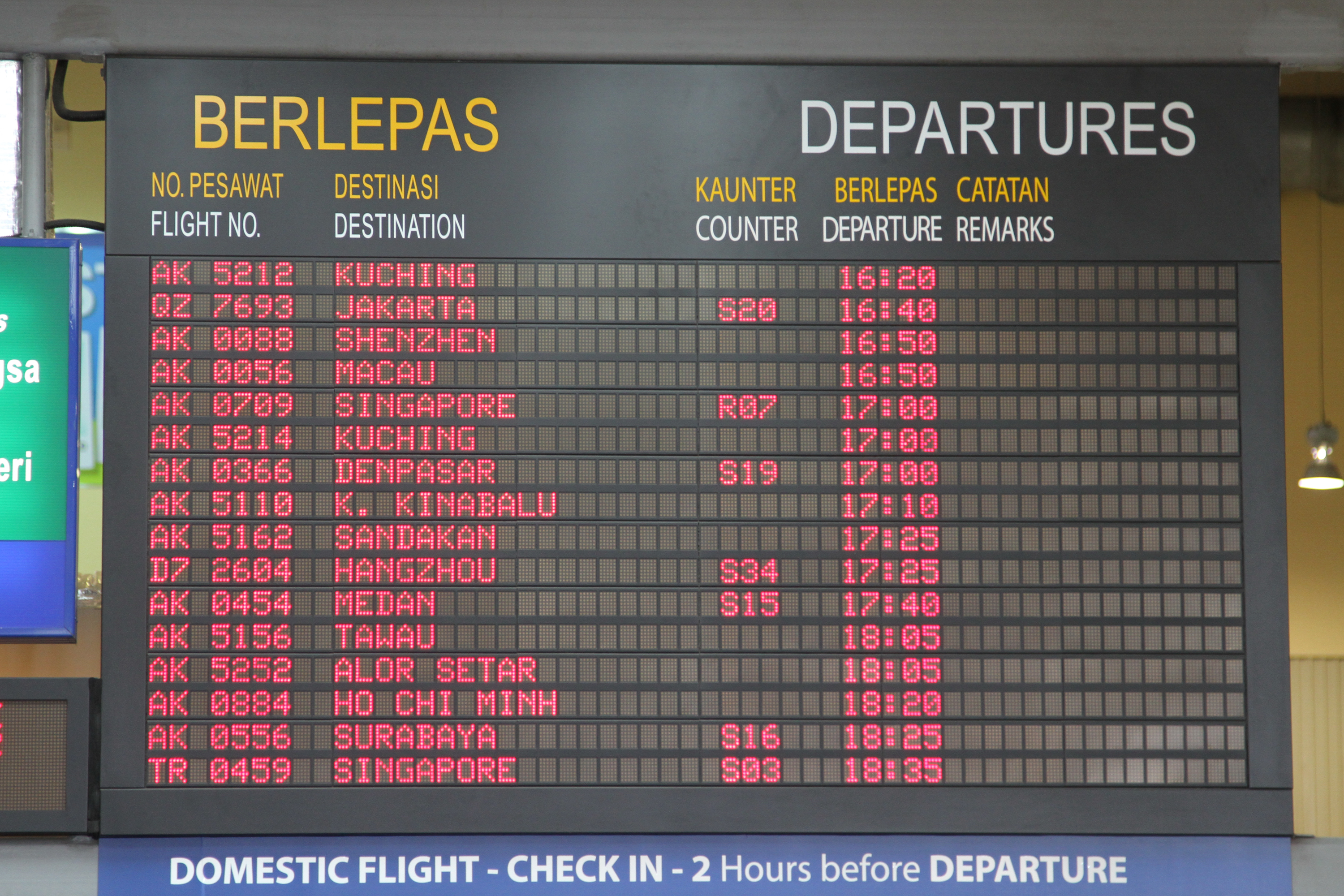 Day-of-the-Week Departures: The Cheapest Days to Fly in 2024–2025 (image credits: wikimedia)