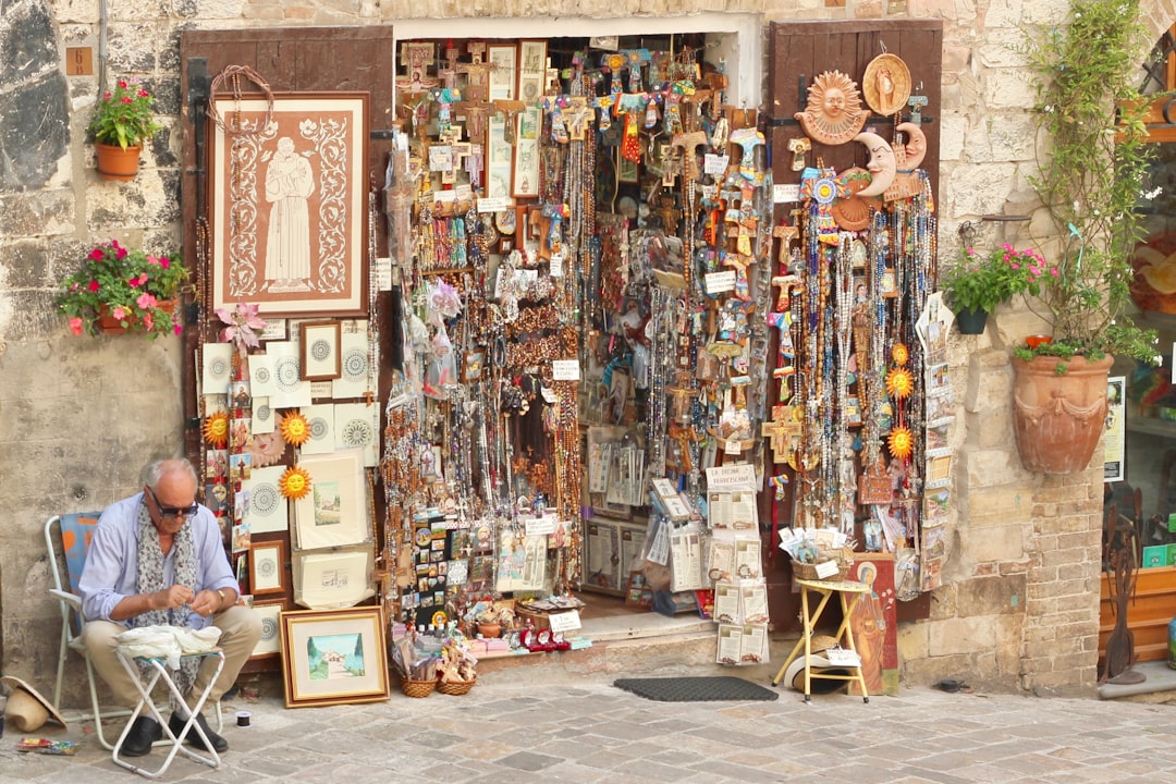 The Weight of Clutter: Souvenirs That Crowd Our Spaces (image credits: unsplash)