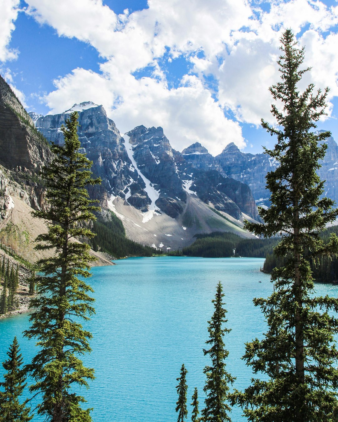 Canada: A Vast Reservoir of Freshwater (image credits: unsplash)