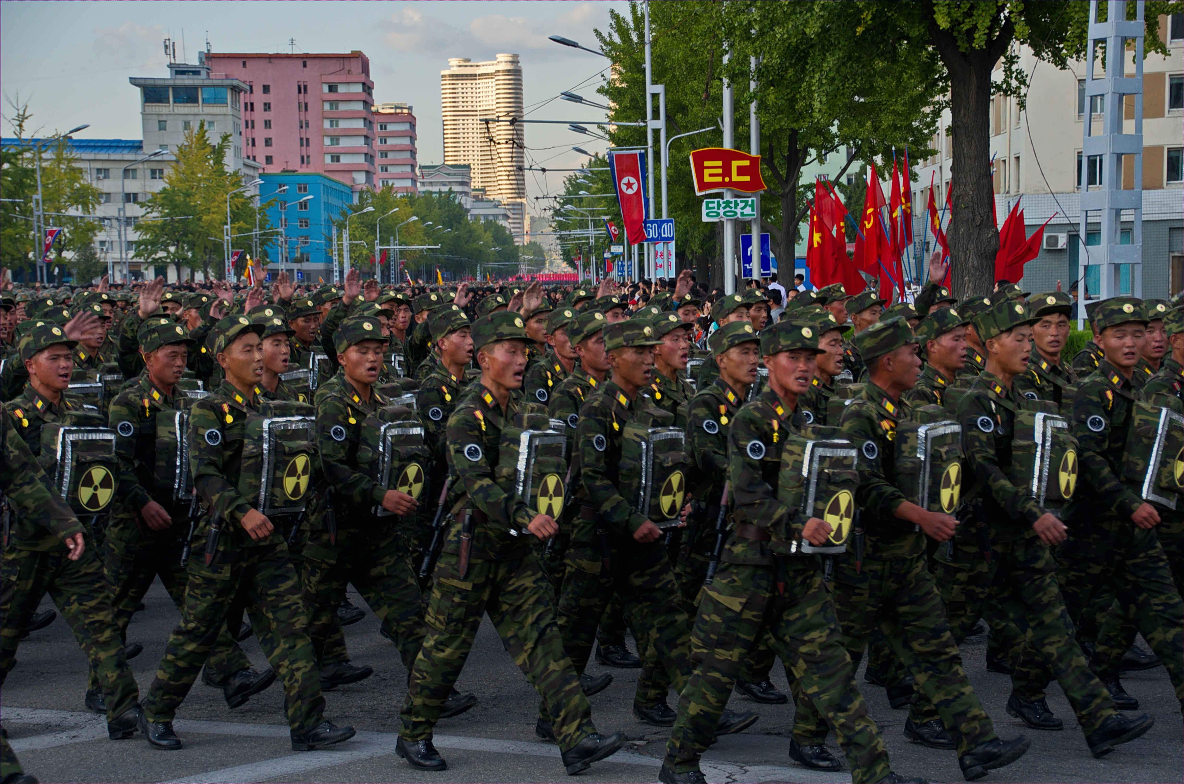 5. The Illusion of Military Might (image credits: wikimedia)