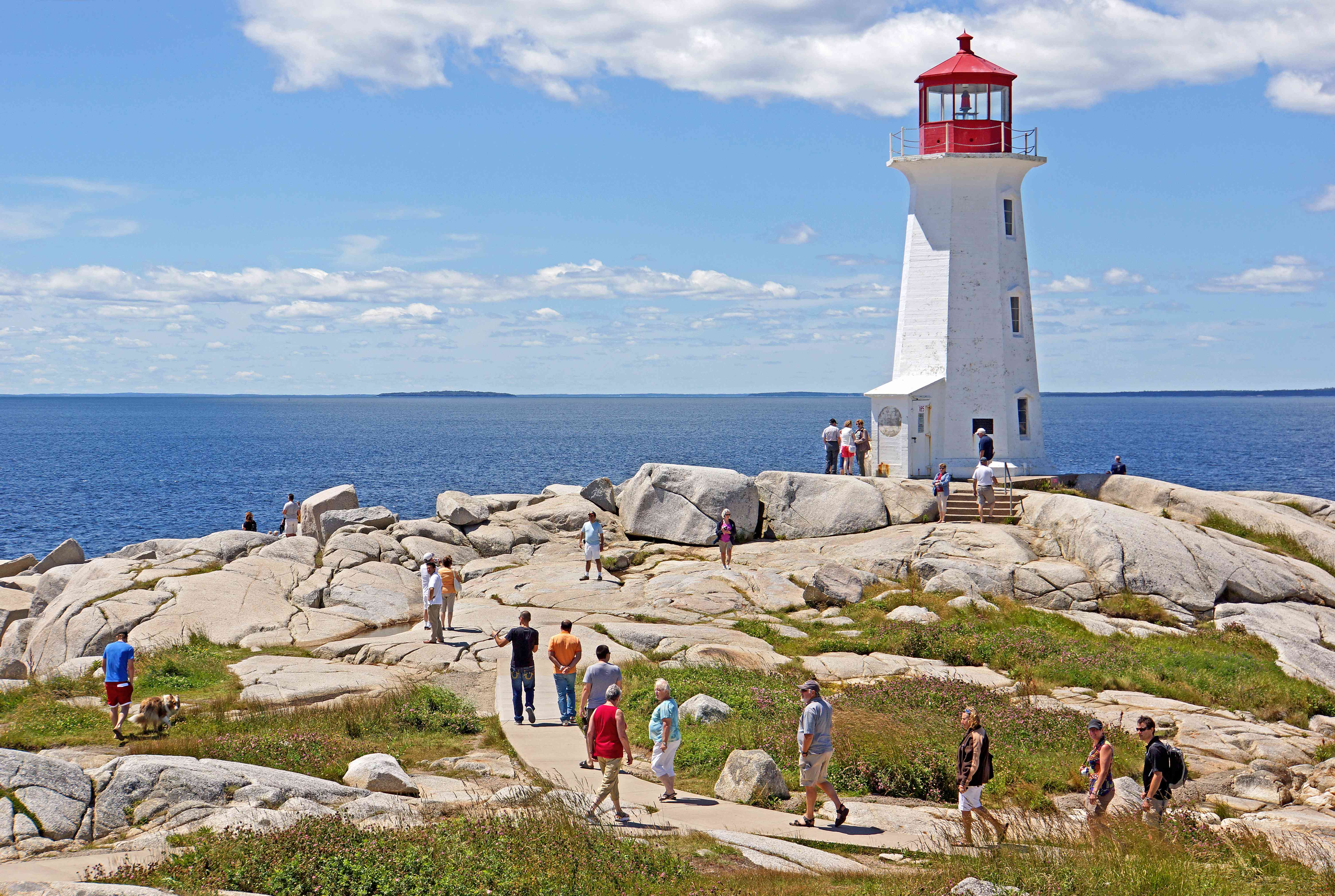 Peggy’s Cove, Nova Scotia: Iconic Landmark Faces Visitor Overload (image credits: wikimedia)