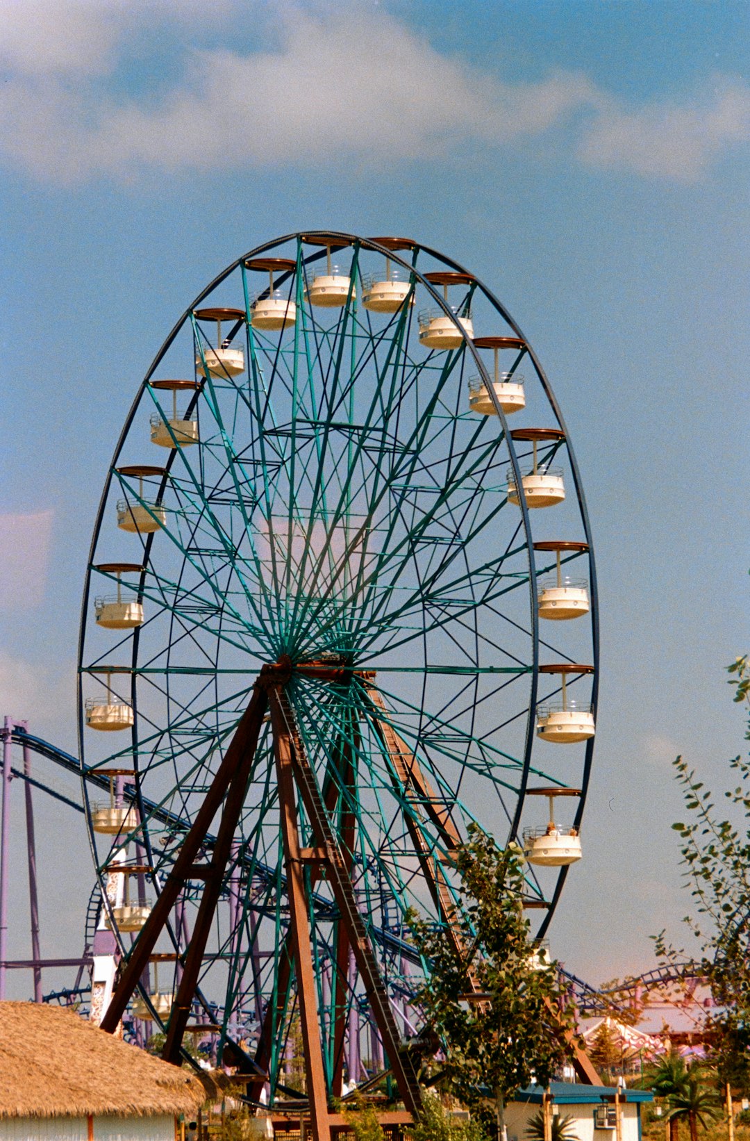 State-Controlled Amusement: The Empty Rides of Pyongyang&rsquo;s Theme Parks (image credits: unsplash)