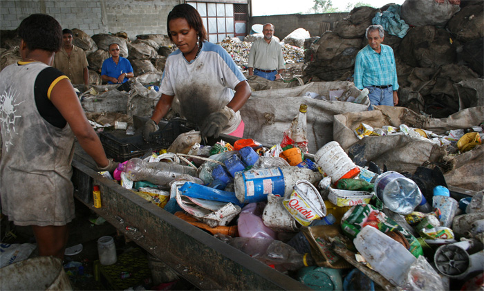 Brazil: Struggling with Waste Management (image credits: wikimedia)