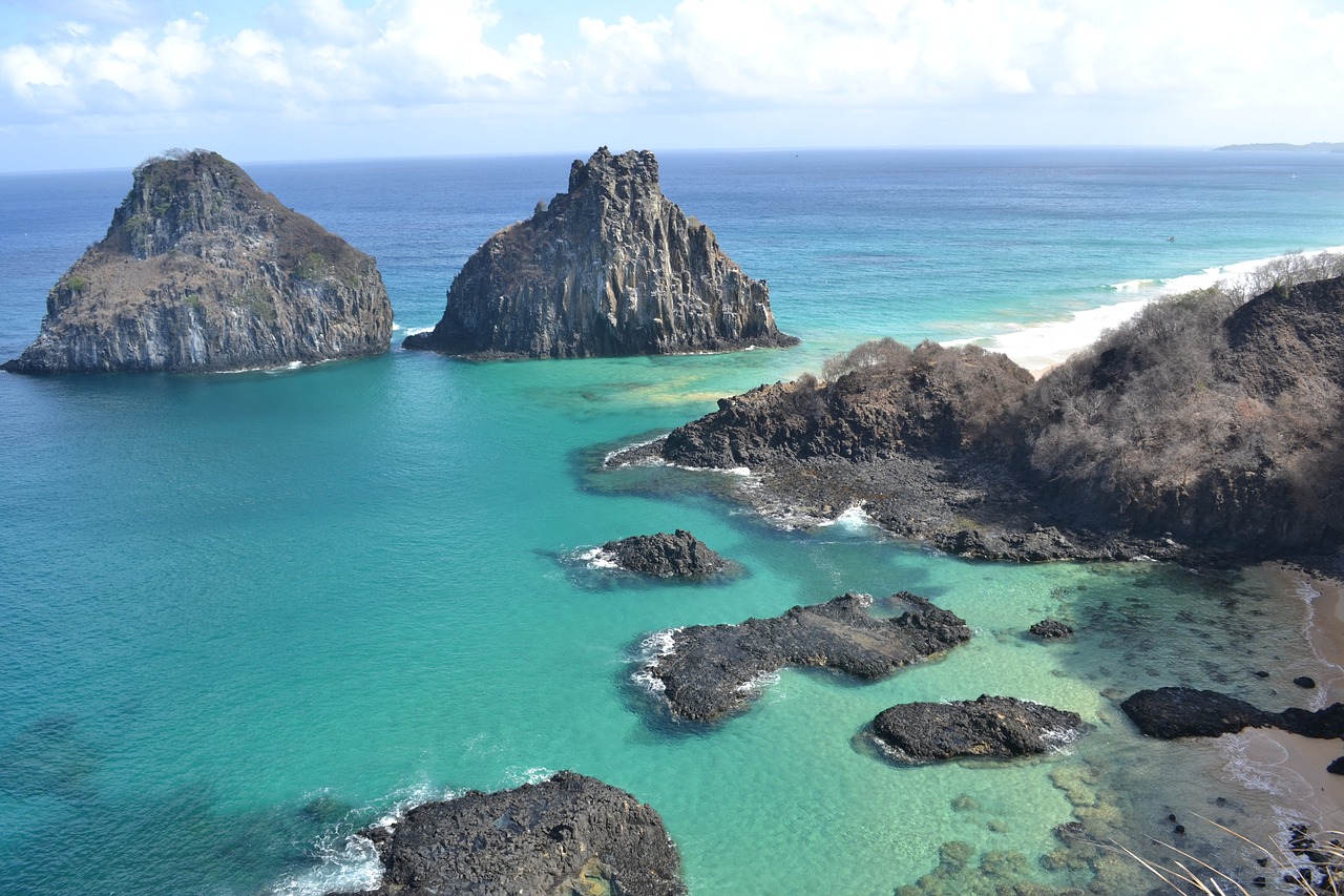 Fernando de Noronha, Brazil (image credits: pixabay)