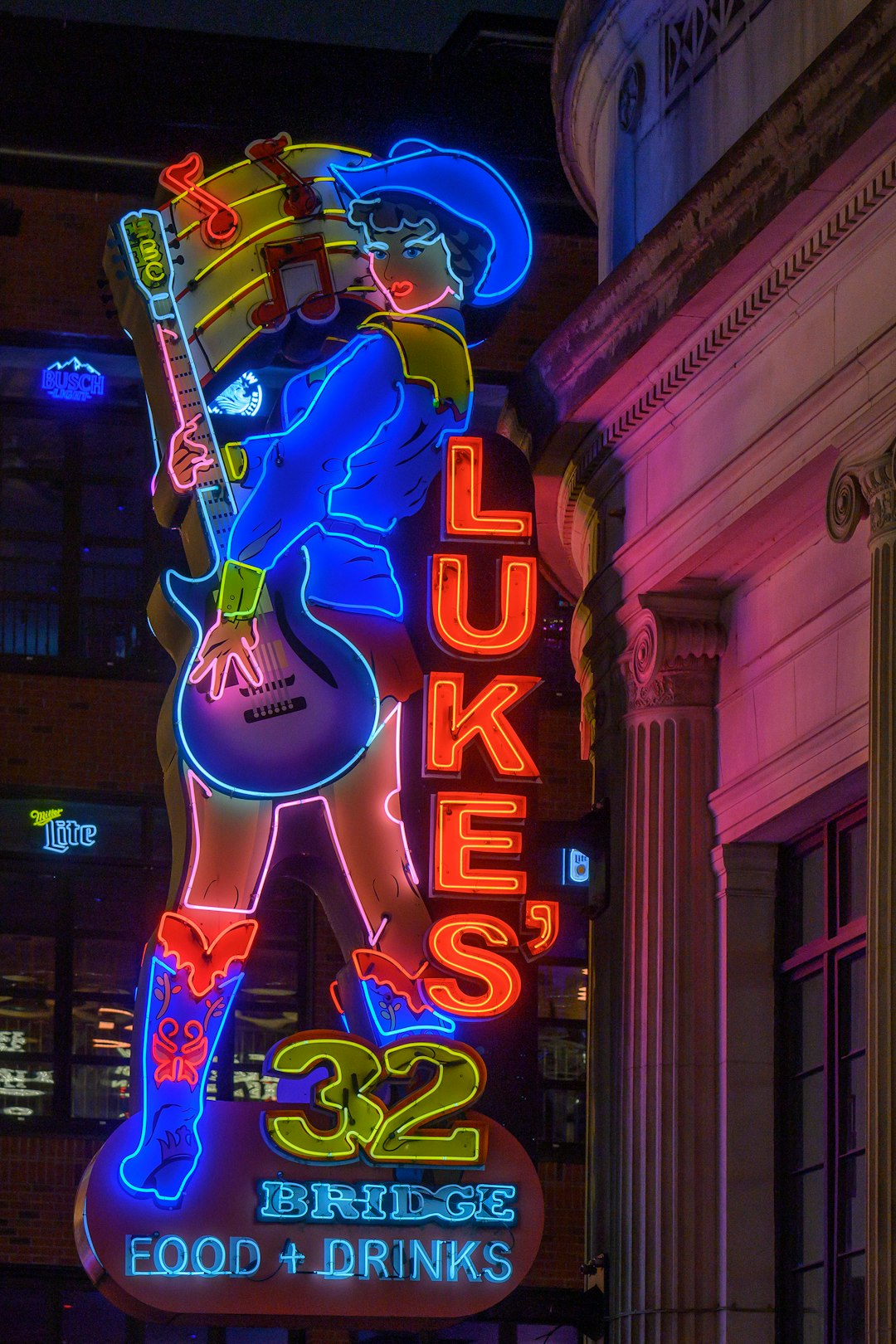 7. Nashville, Tennessee: Country Music’s Capital and Culinary Scene (image credits: unsplash)