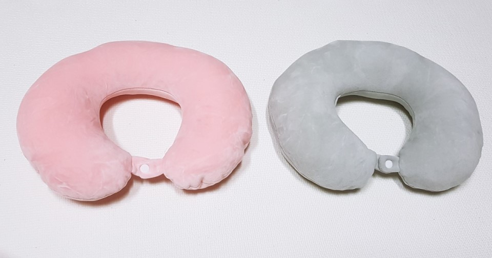 Travel Pillow: An Aid for All Ages (image credits: wikimedia)