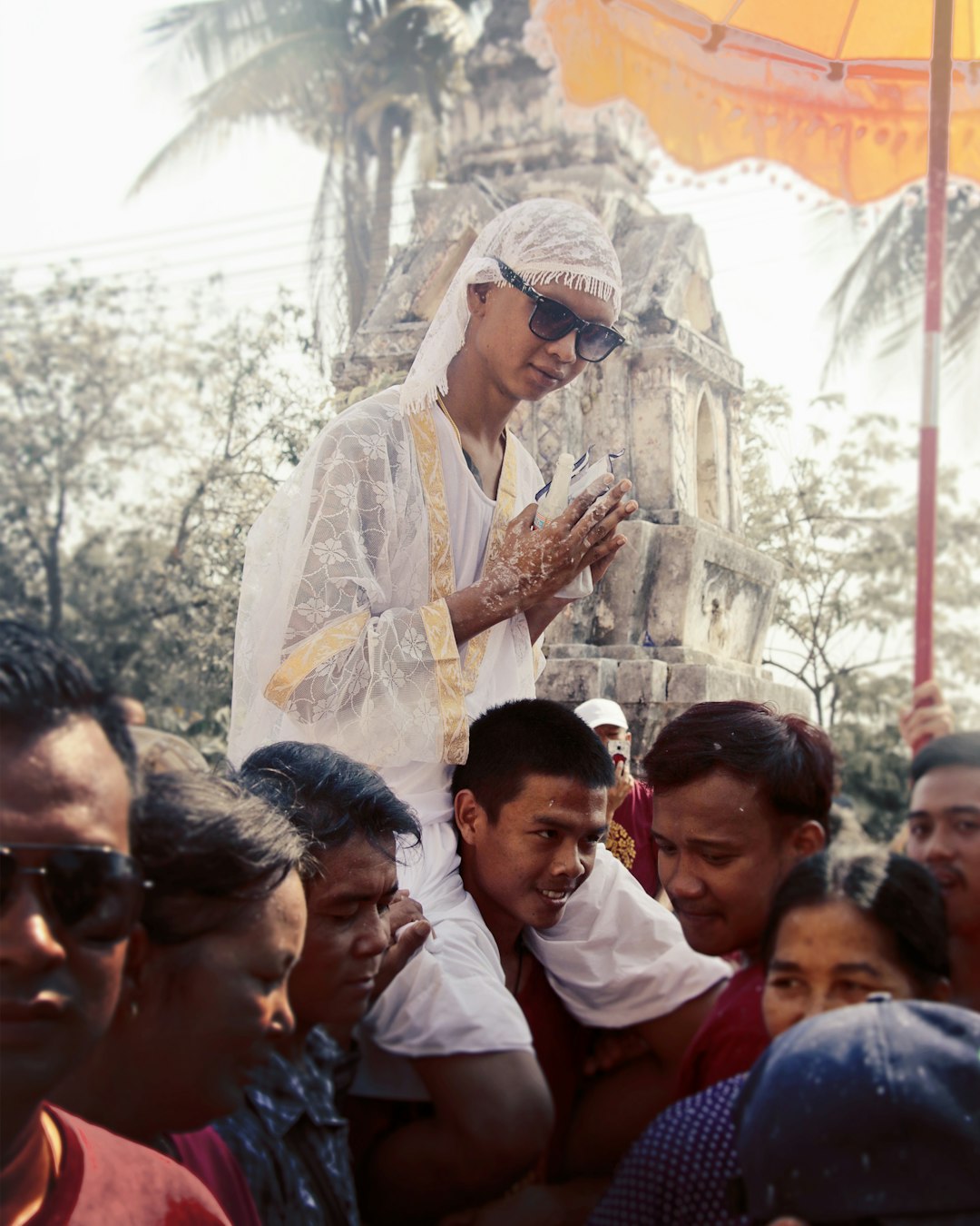 Engaging in Inappropriate Behavior During Religious Ceremonies (image credits: unsplash)