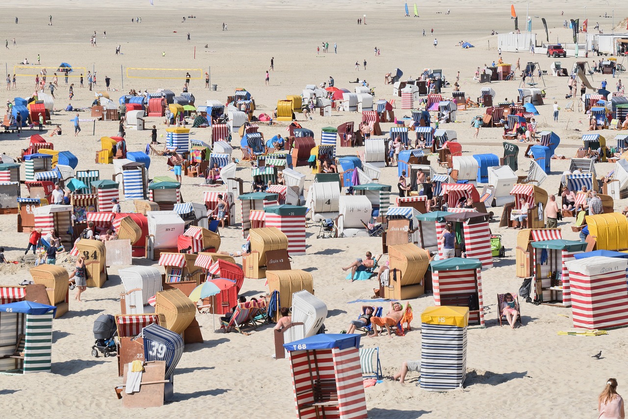 The Beach Isn’t Always Bliss (image credits: pixabay)