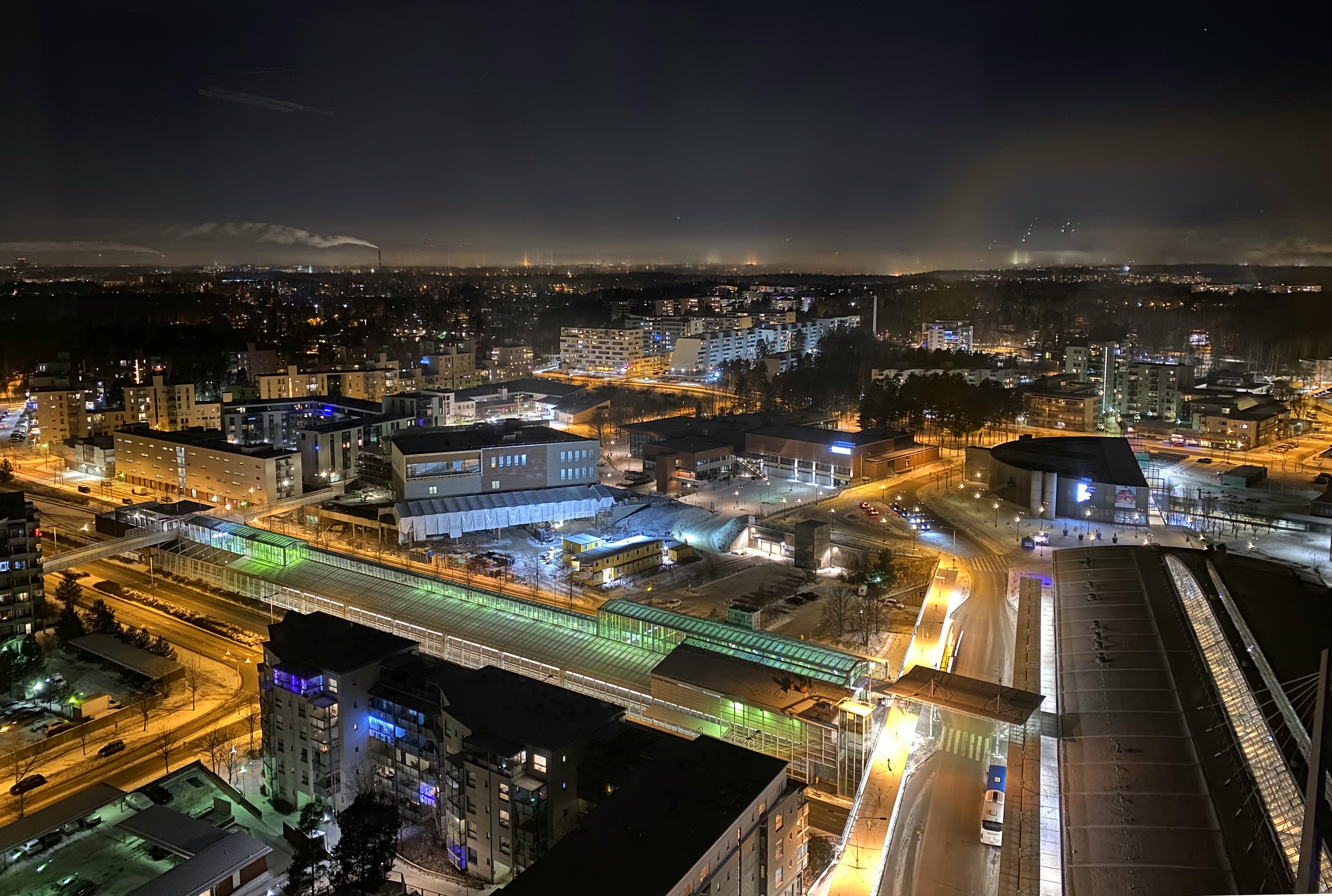 Finland Northern Calm and City Lights (image credits: wikimedia)