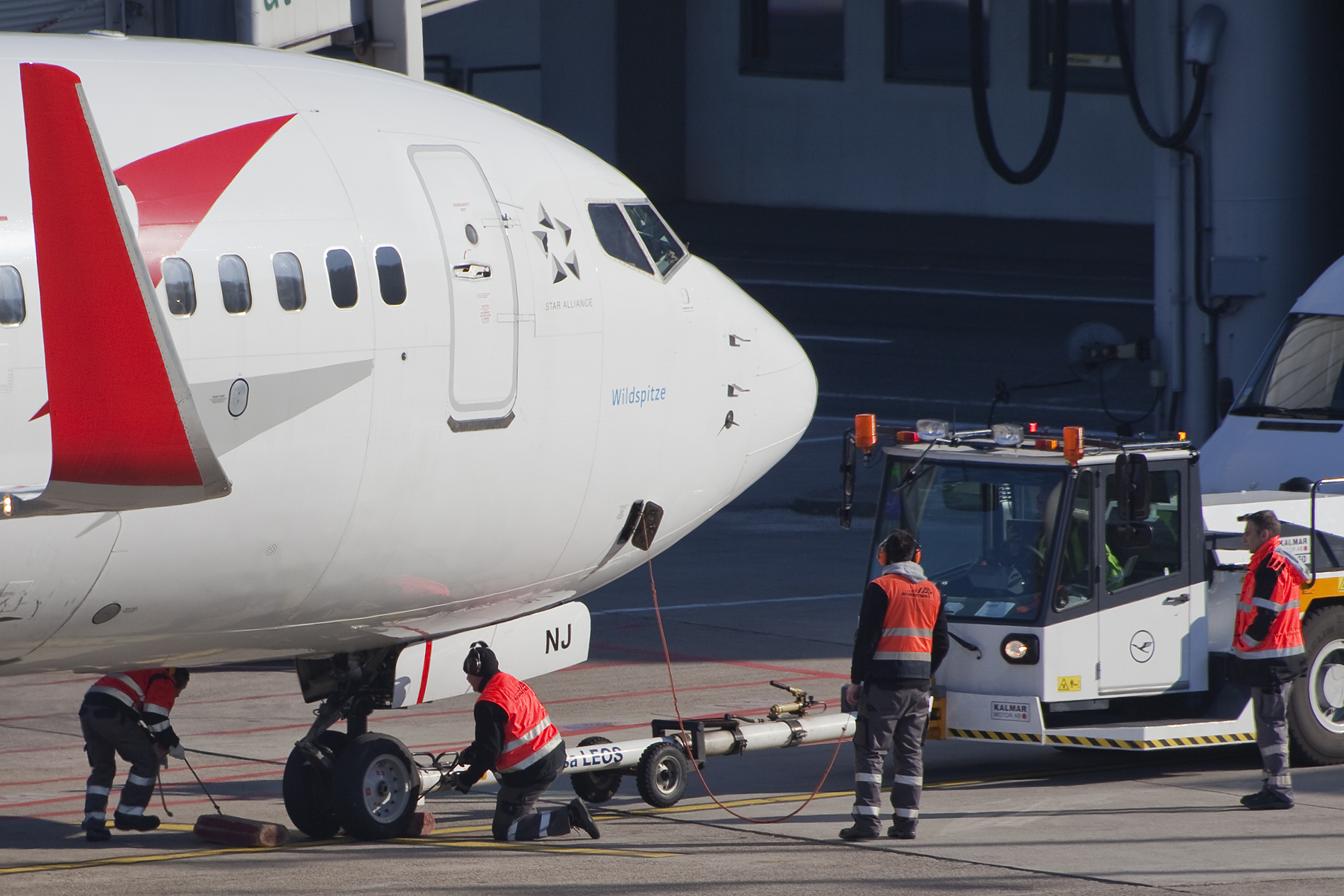 Effects on Airline Profitability (image credits: wikimedia)