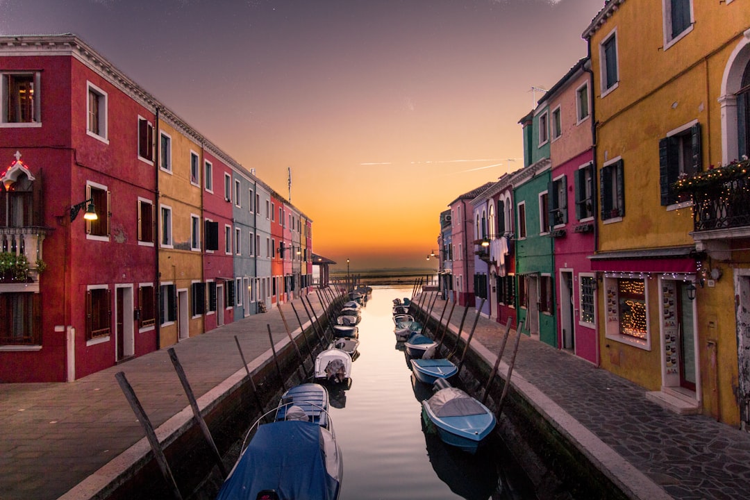 Venice Sinking Under the Weight (image credits: unsplash)