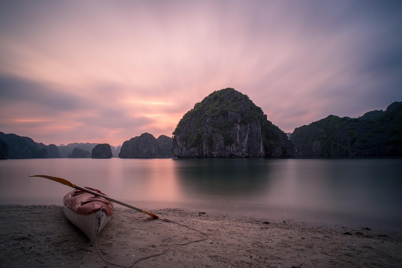 Vietnam: A Budget Traveler’s Paradise (image credits: pixabay)