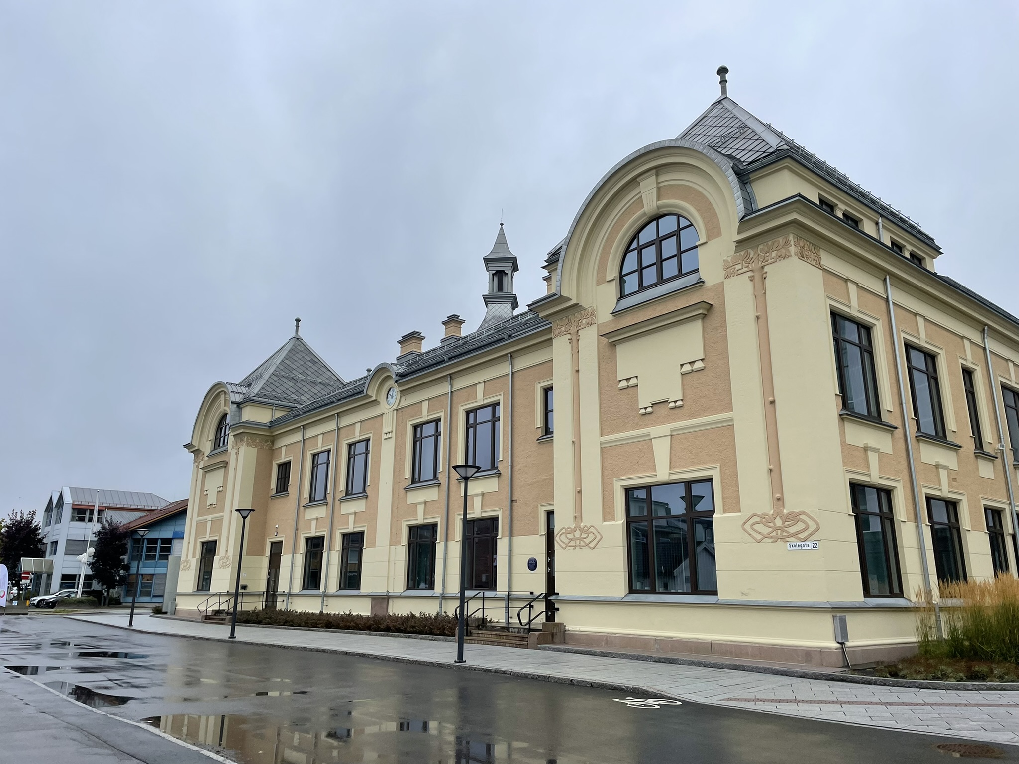 Norway: Generous Loan Forgiveness and Support (image credits: wikimedia)