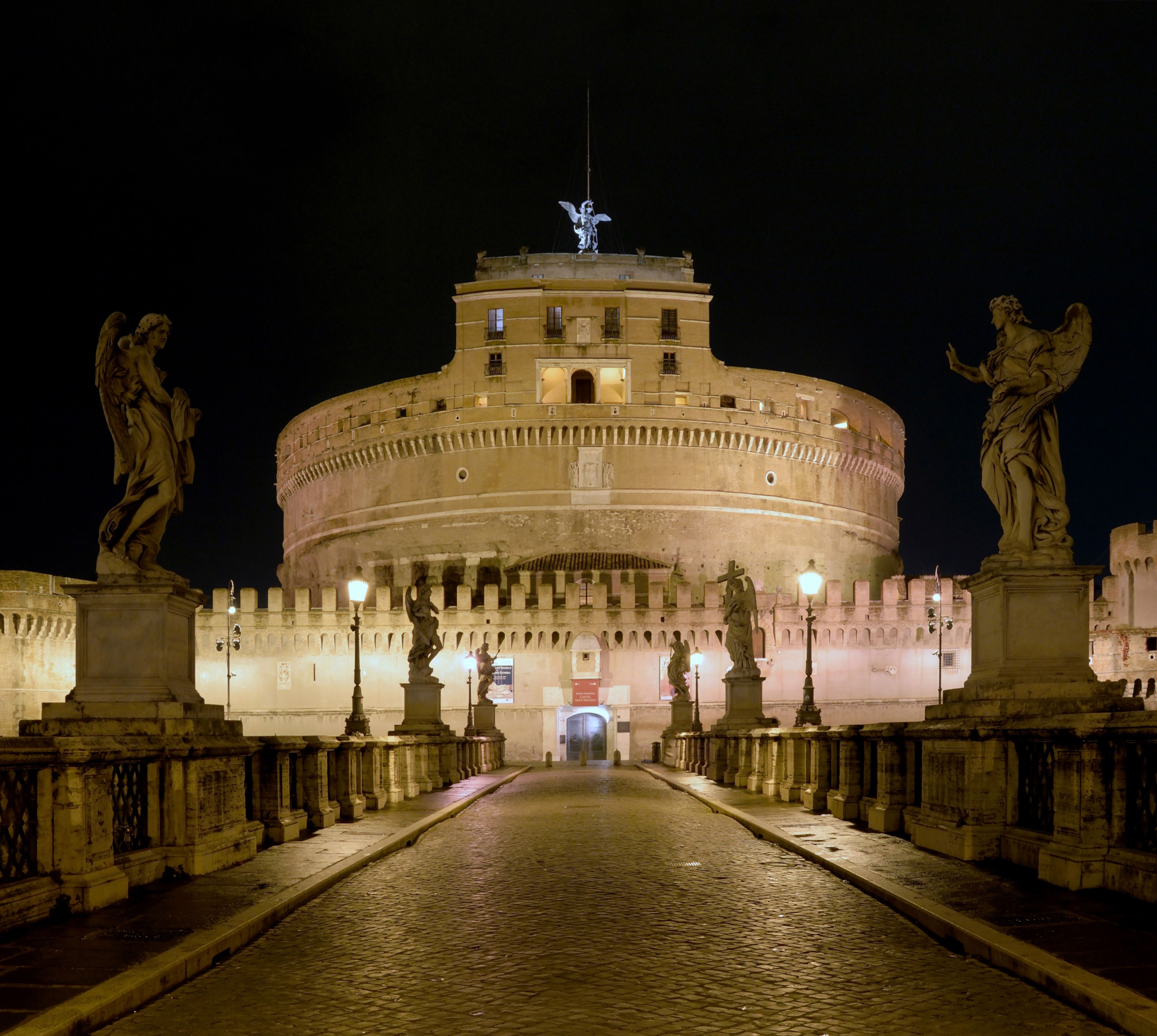 Castel Sant'Angelo: A Historic Fortress (image credits: wikimedia)