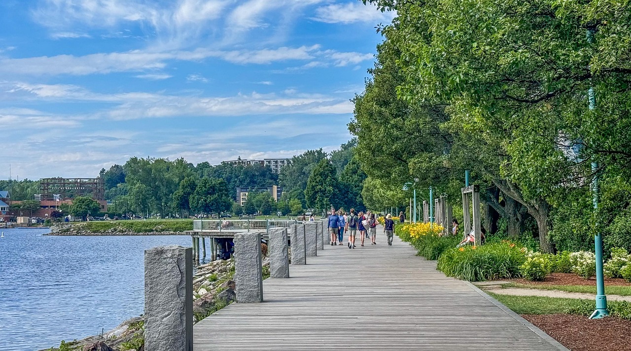 Burlington, Vermont: Lake Views and Local Vibes (image credits: pixabay)