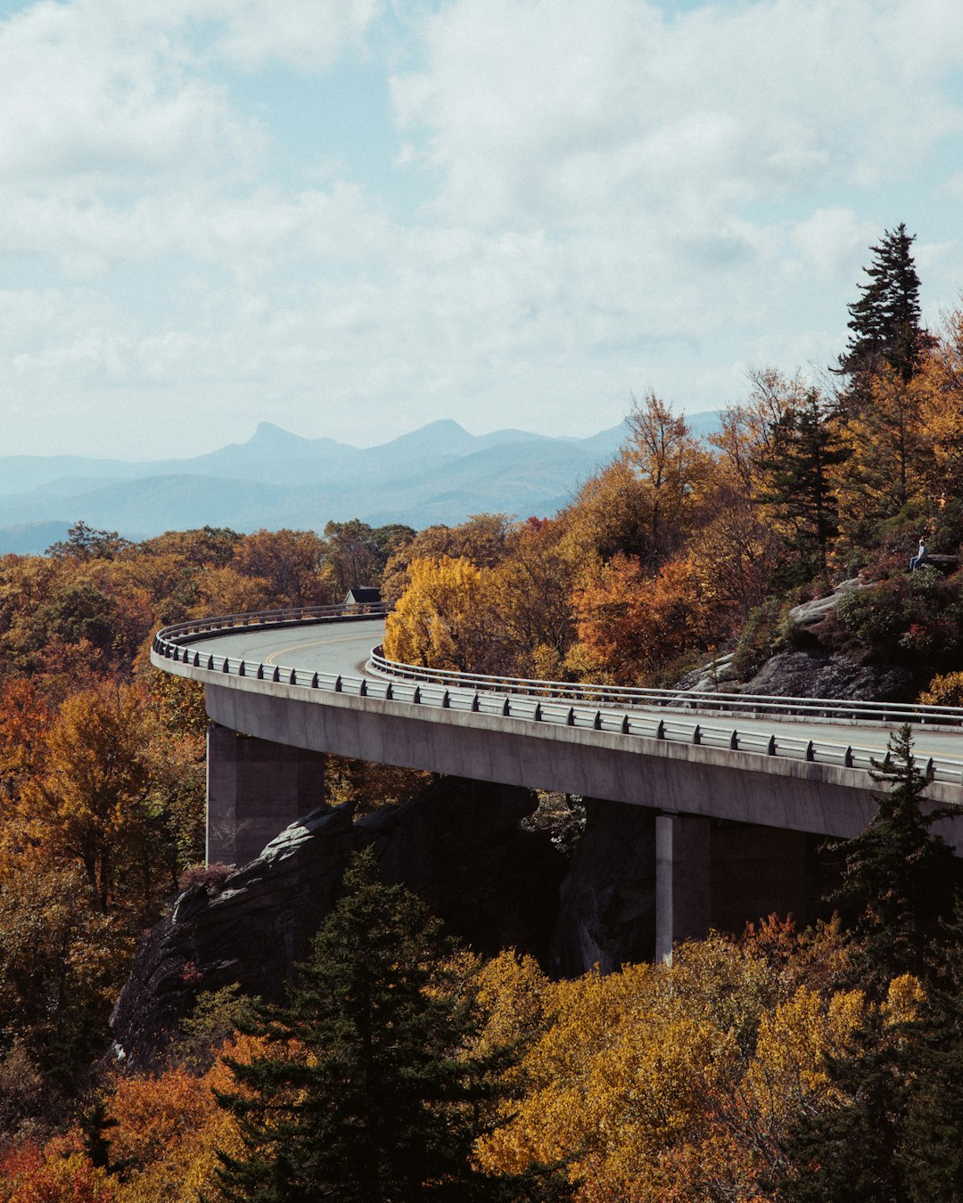 The Blue Ridge Parkway, Virginia and North Carolina (image credits: unsplash)