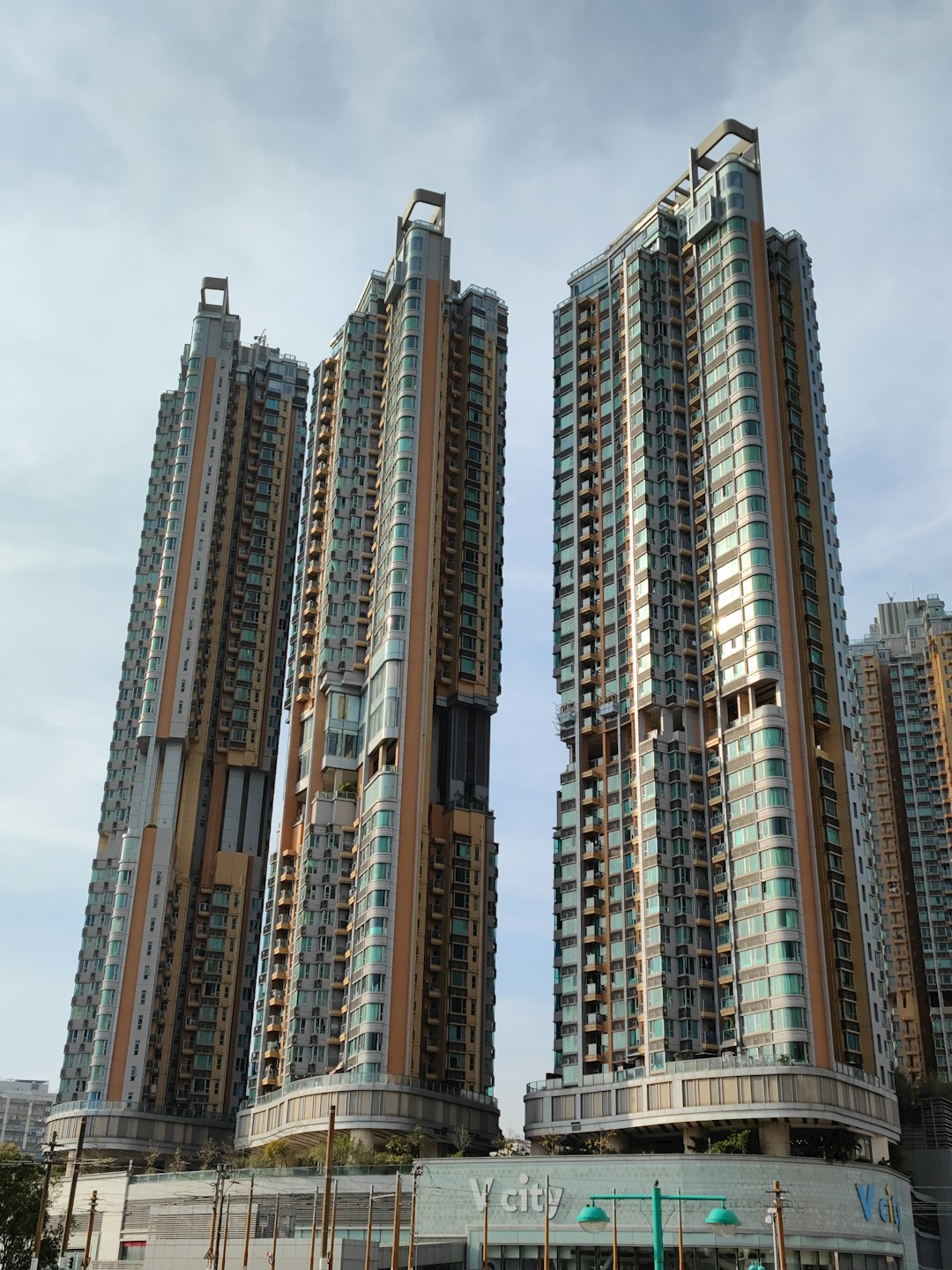 Hong Kong (image credits: unsplash)