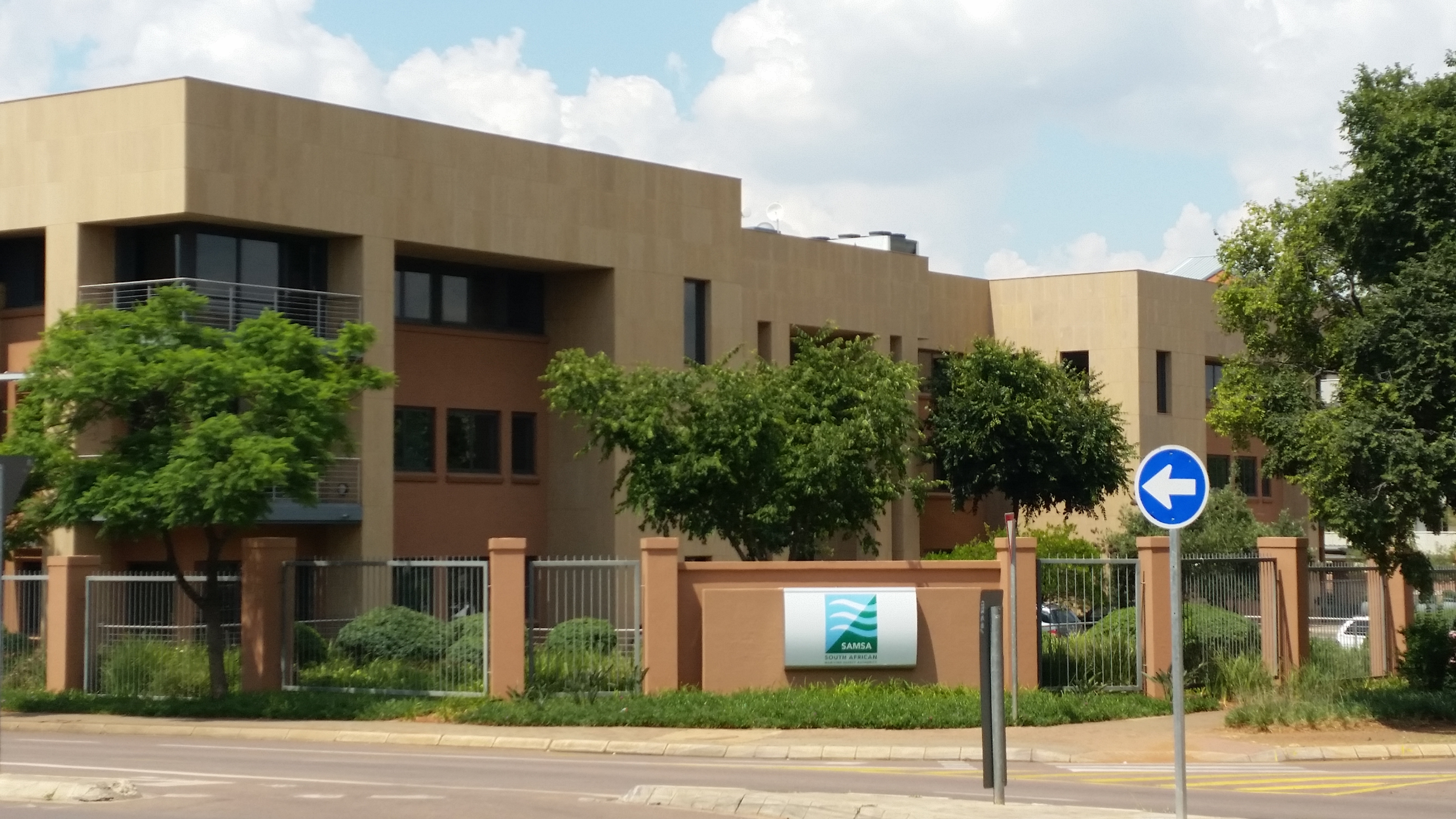 South Africa: A Mixed Bag of Safety (image credits: wikimedia)