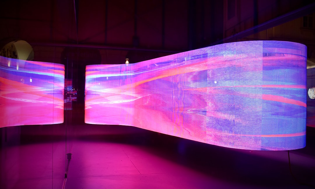 Cutting-Edge Technology: Digital Mapping and Virtual Experiences (image credits: unsplash)