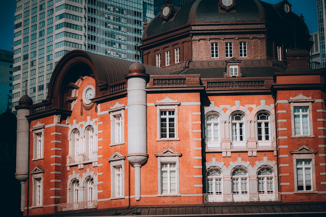 London: Royal Heritage Meets Banksy's Rebellion (image credits: unsplash)